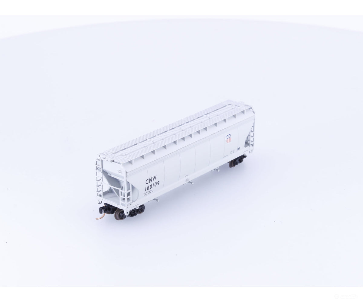 Pacific Western Rail Systems 1124Q N 3 Bay ACF Covered Hopper Chicago and North Western (CNW) 180109 - Freight Cars