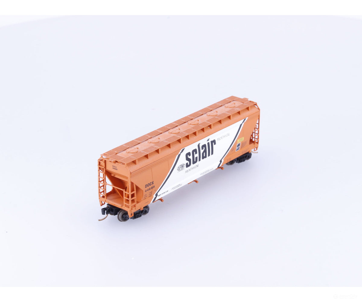 Pacific Western Rail Systems N1068A N 3 Bay Covered Hopper Car Dupont (DOCX) 44689 - Freight Cars