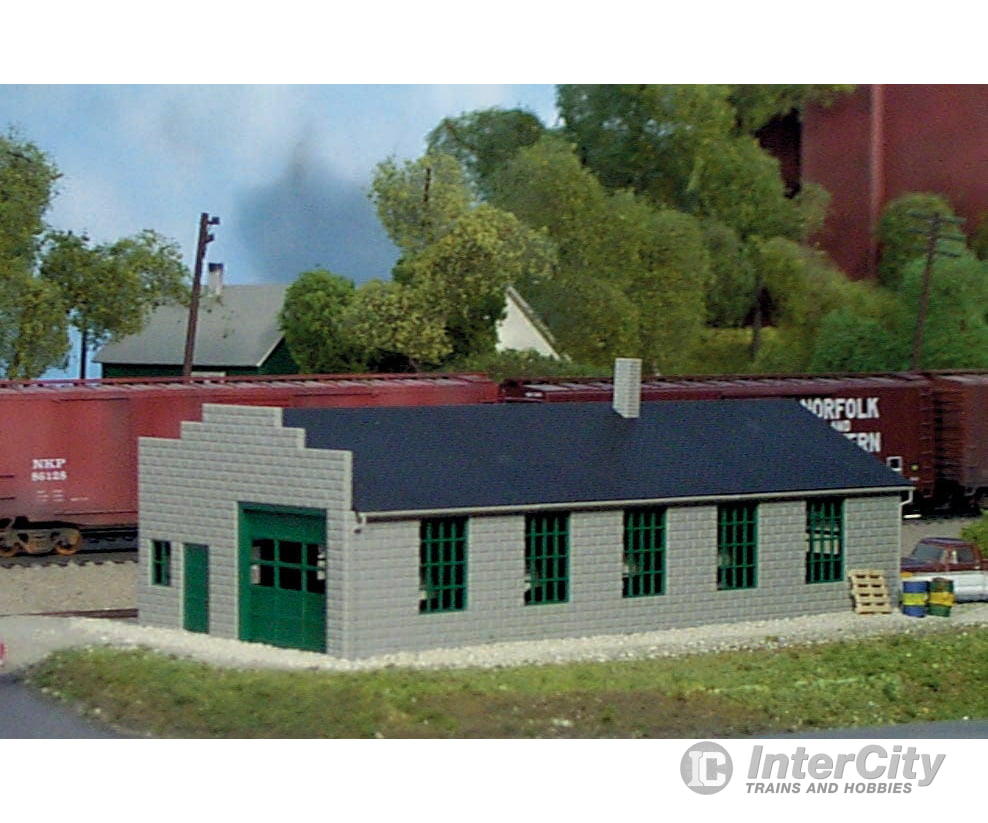 Pikestuff 9 Auto Repair Shop -- Kit - 3-1/2 X 8-1/4’ 21Cm Structures