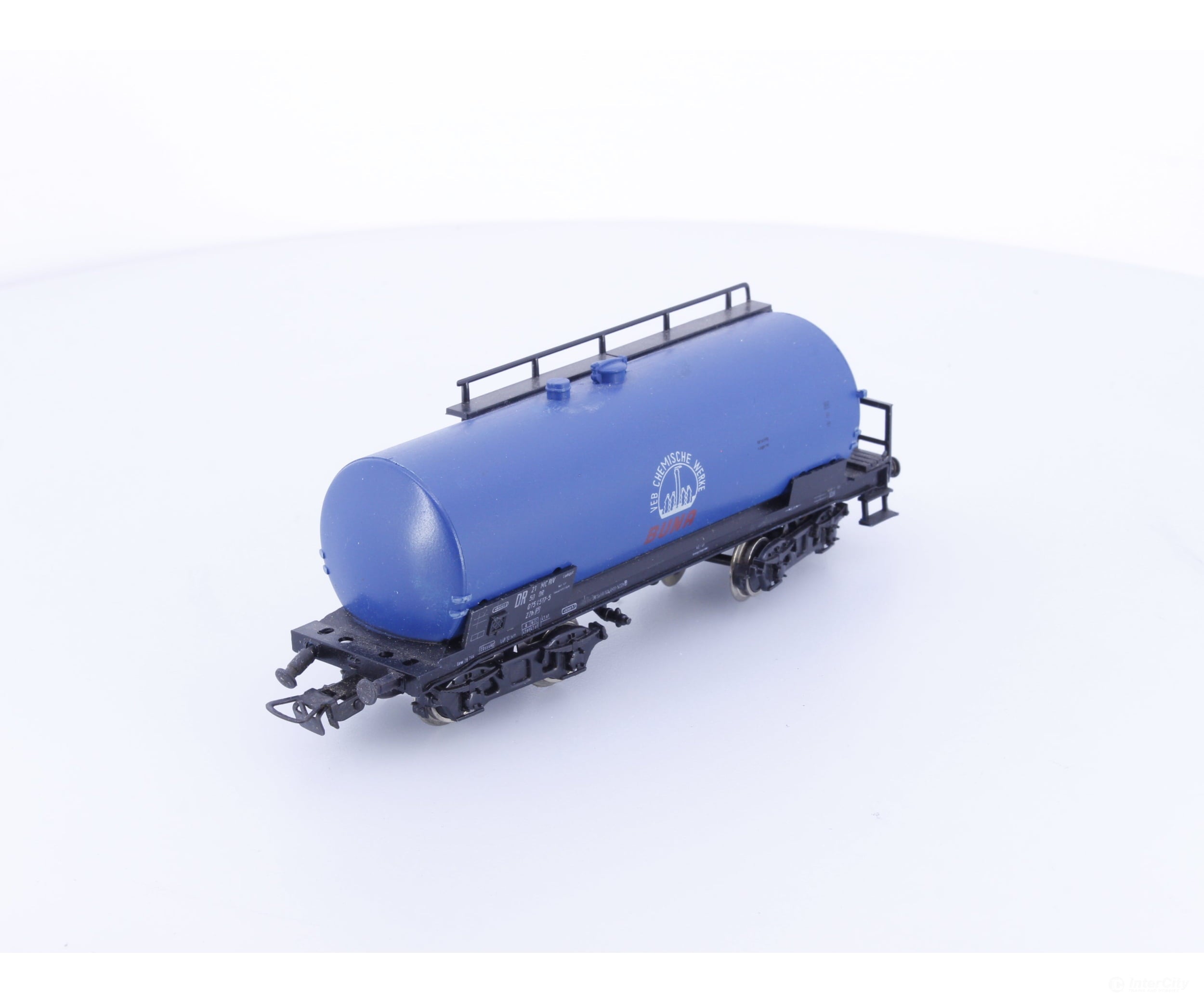 PIKO 4517-5 HO DR Tank Car Buna 4517-5 - European Freight Cars