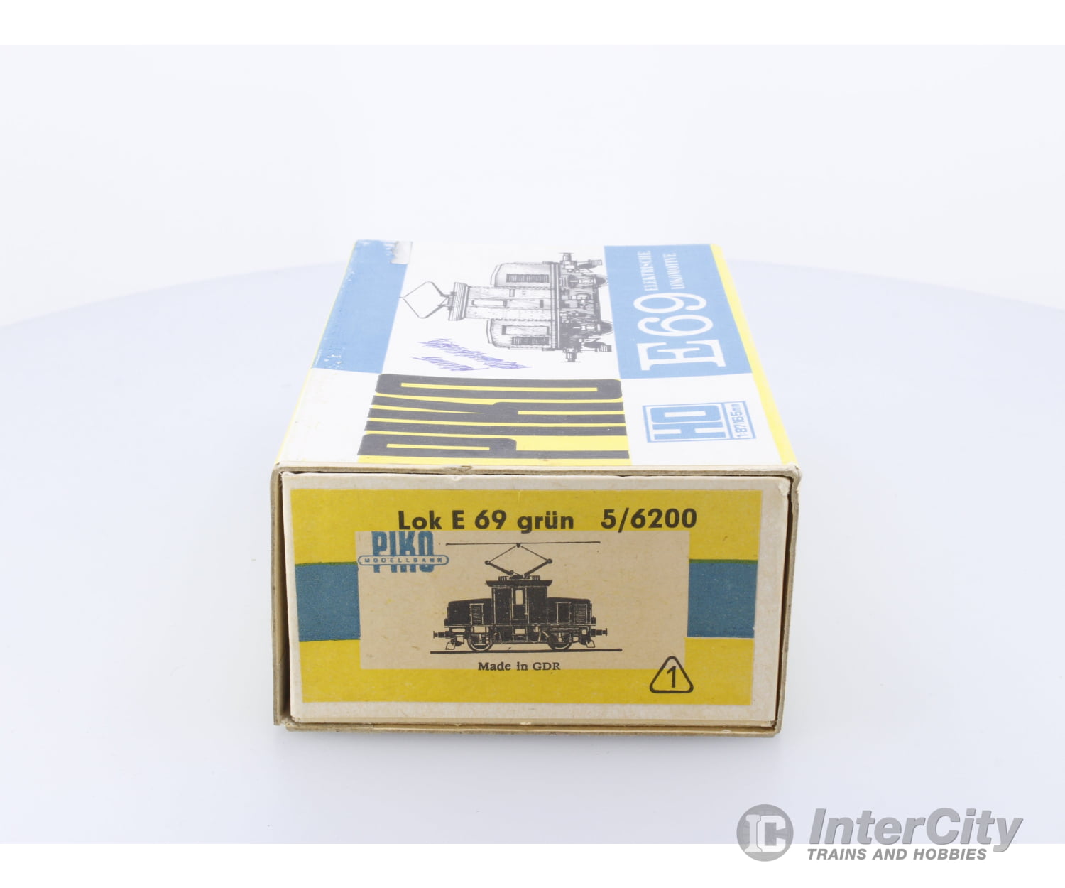 Piko 5/6200 HO DR E69 E69 05 Analog DC European Locomotives