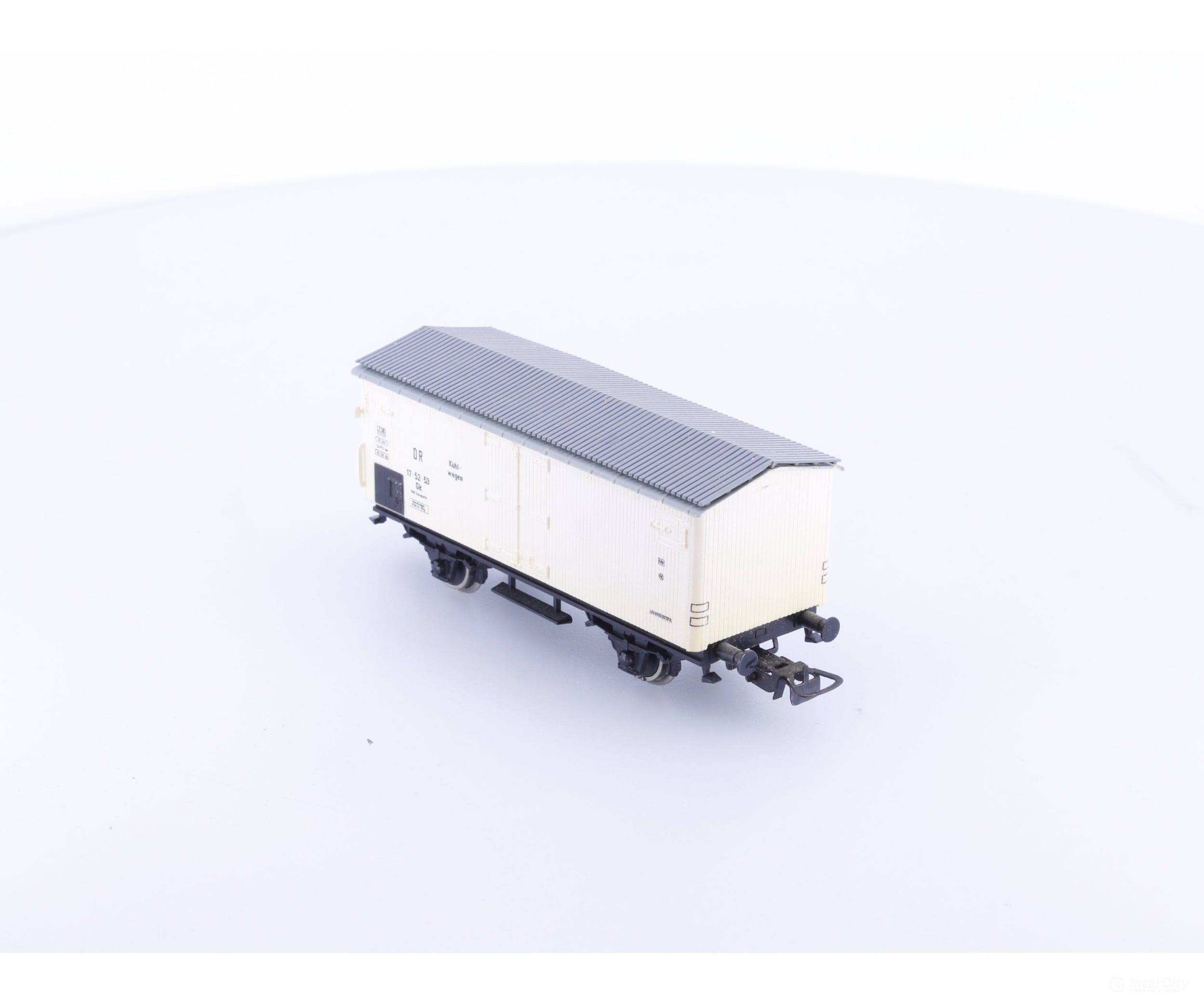 PIKO 5/6407-200 HO DR Covered Goods Wagon 175253 - European Freight Cars