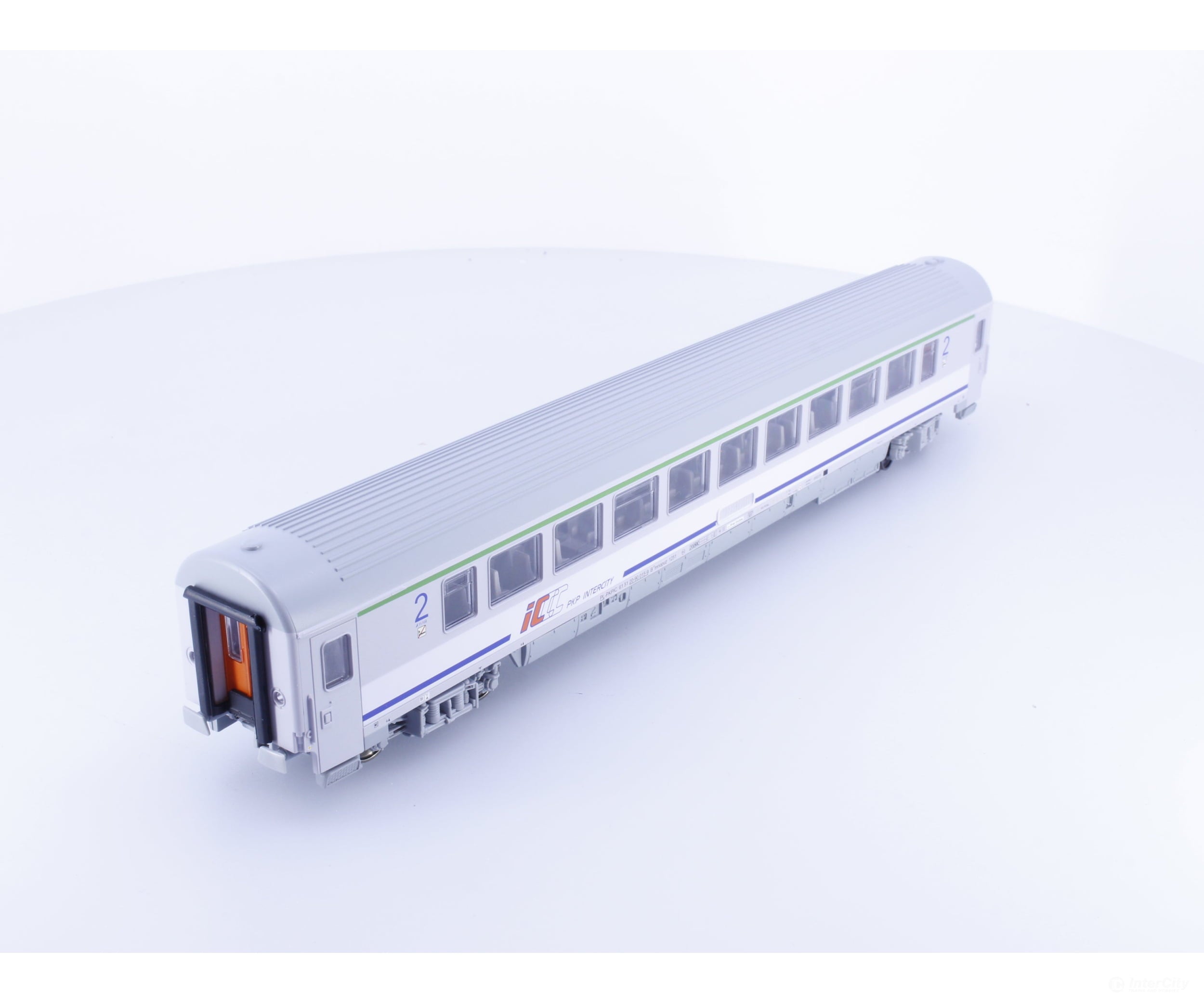 Piko 96040-2 HO PKP 2nd Class Passenger Car 615120 (#3) - European Passenger Cars