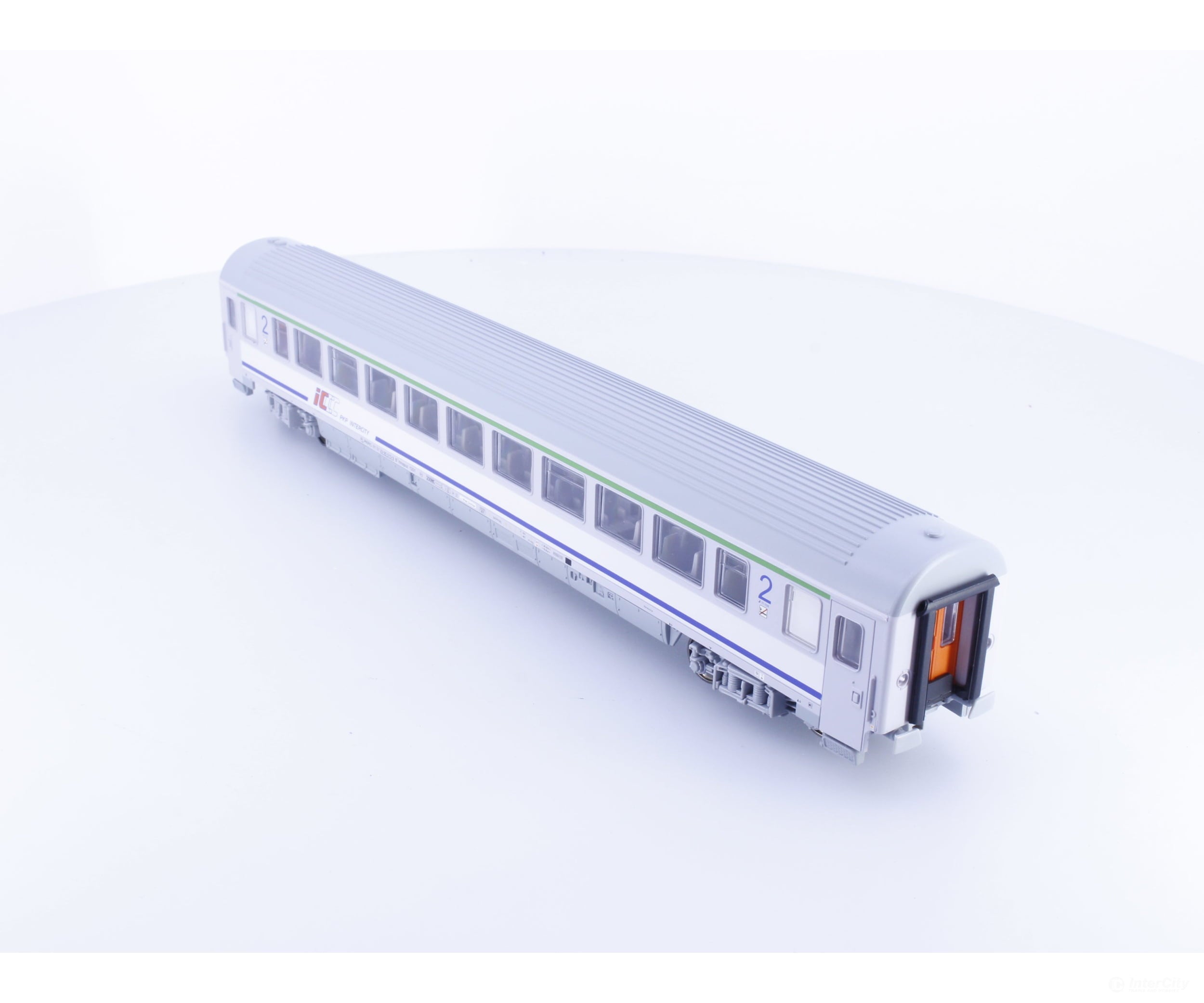 Piko 96040-2 HO PKP 2nd Class Passenger Car 615120 (#5) - European Passenger Cars