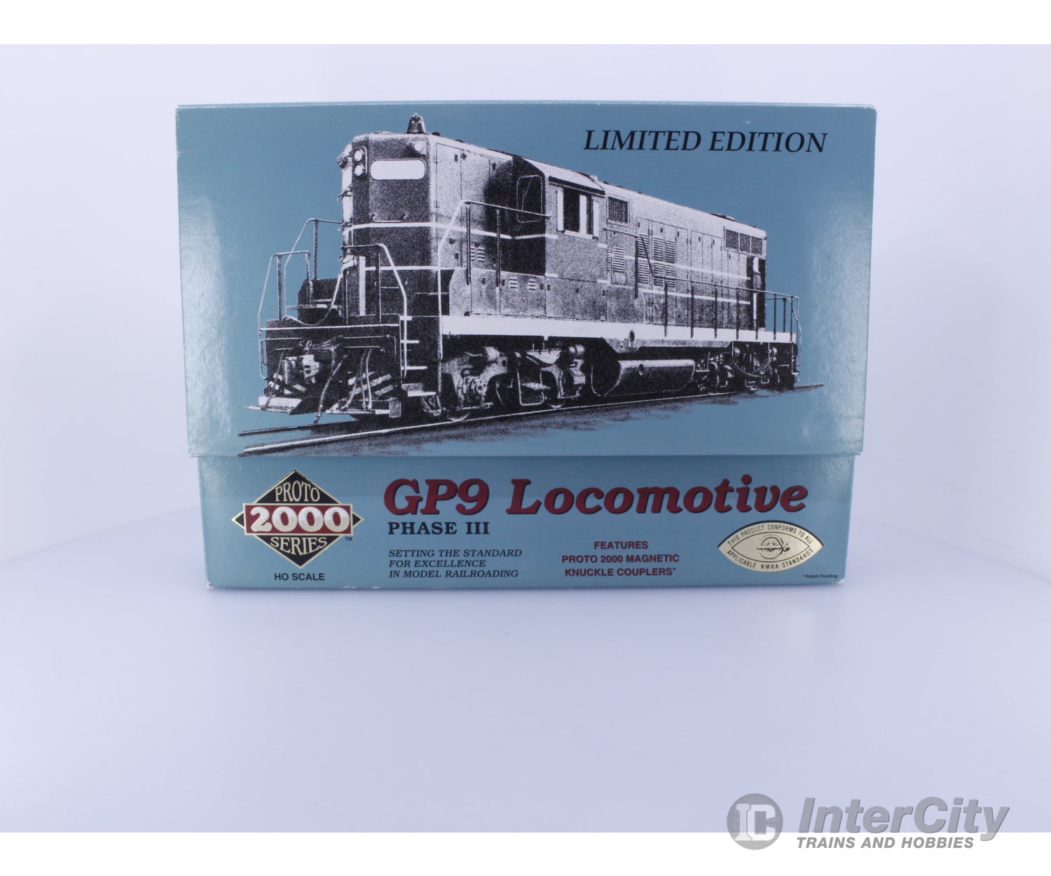 Proto 2000 Series 21642 HO GP9 Phase 3 Northern Pacific (NP) 370 DCC Ready Locomotives