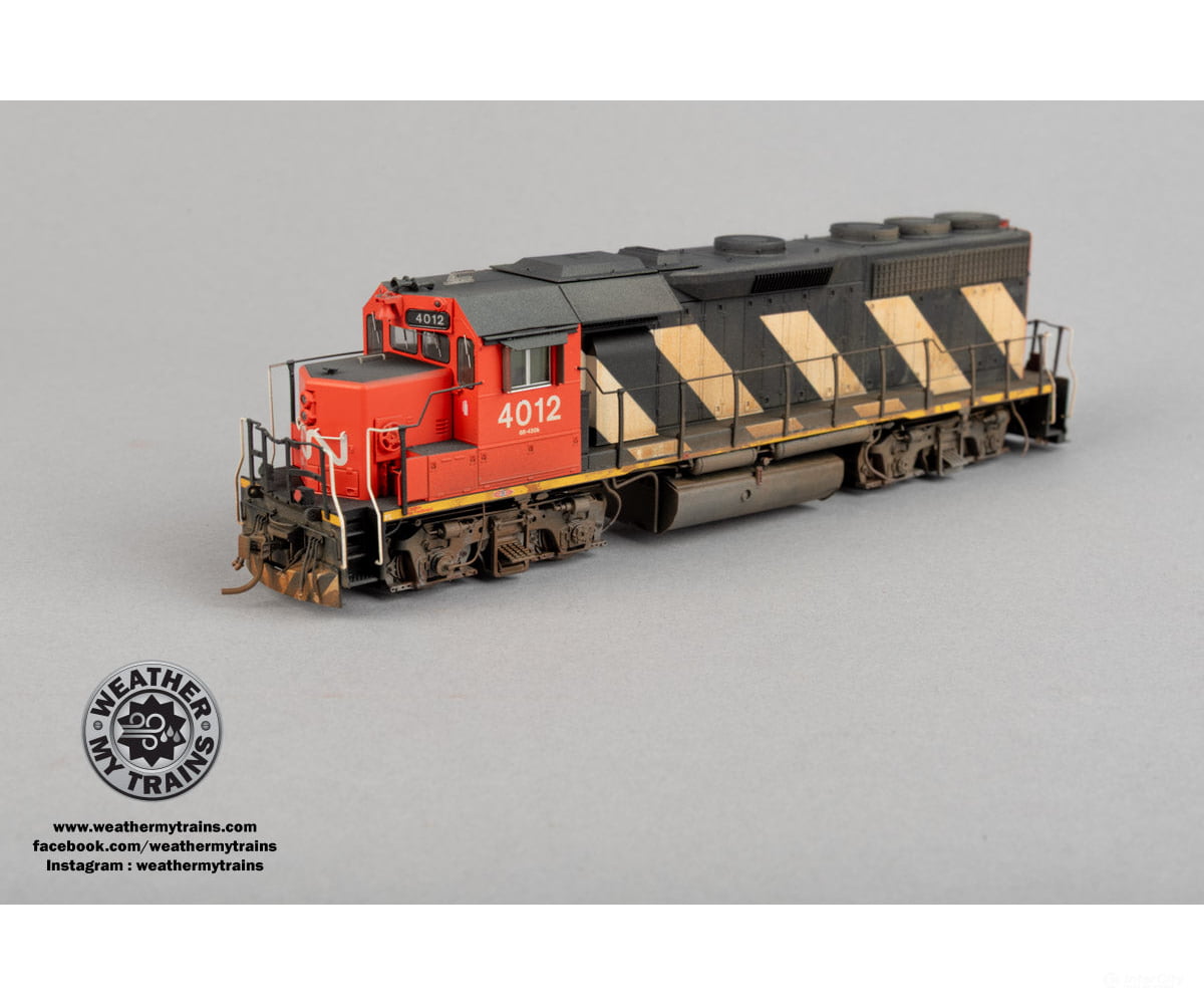 Rapido 040504 HO EMD GP40 (DC/DCC/Sound): CN - Stripes: #4012- Weathered by WEATHER MY TRAINS - Locomotives