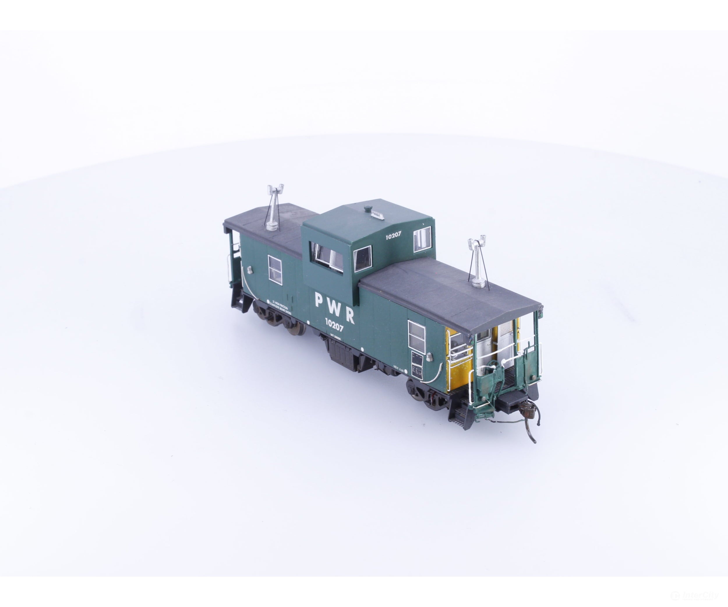 Rapido 10207 HO Angus Wide Vision Caboose Pacific Western Railway (PWR) 10207 - Freight Cars