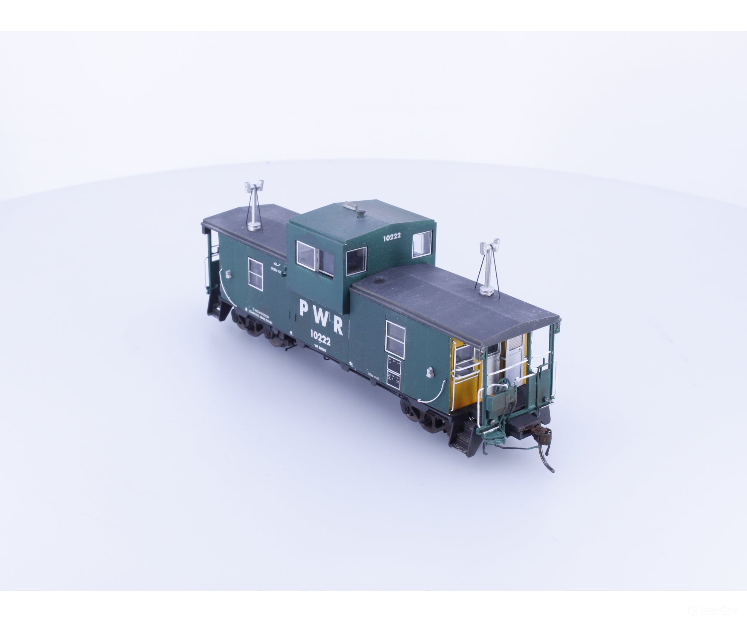 Rapido 10222 HO Angus Wide Vision Caboose Port Washington Railway (PWR) 10222 - Freight Cars