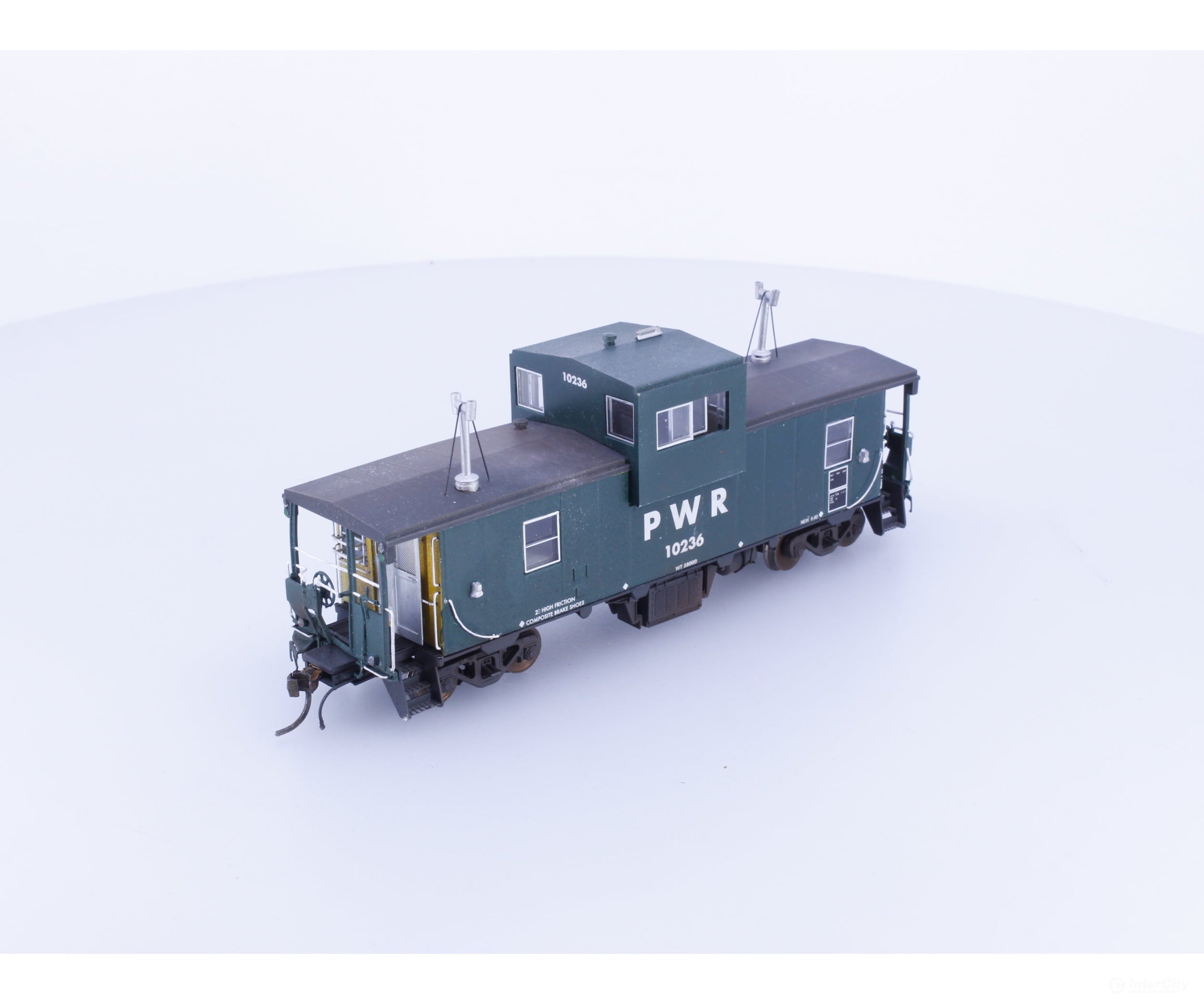 Rapido 10236 HO Angus Wide Vision Caboose Port Washington Railway (PWR) 10236 - Freight Cars