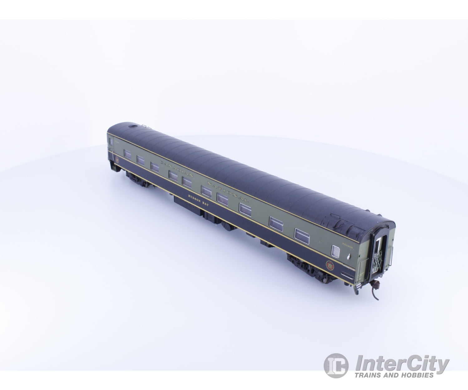 Rapido 104008 HO Bay Sleeper with Interior Lighting Canadian National (CN) Hudson Bay Passenger Cars