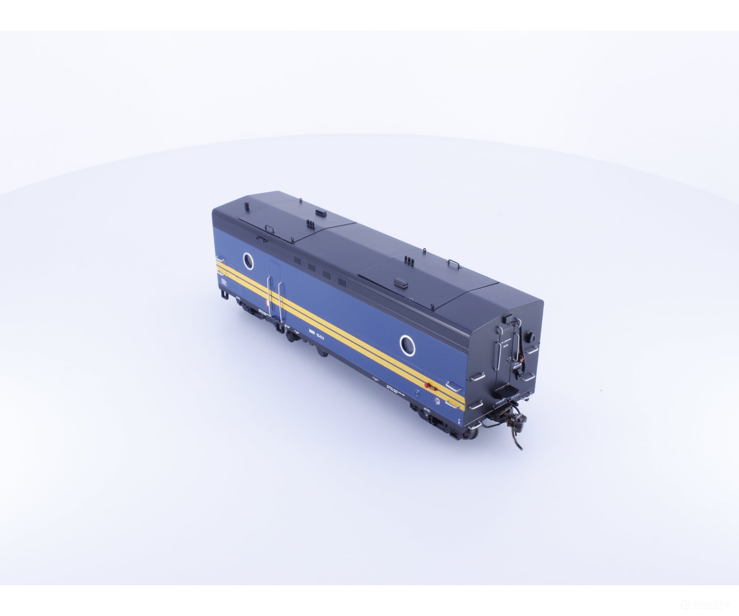 Rapido 107358 HO Steam Generator Unit with Sound Via Rail (VIA) 15474 Passenger Cars