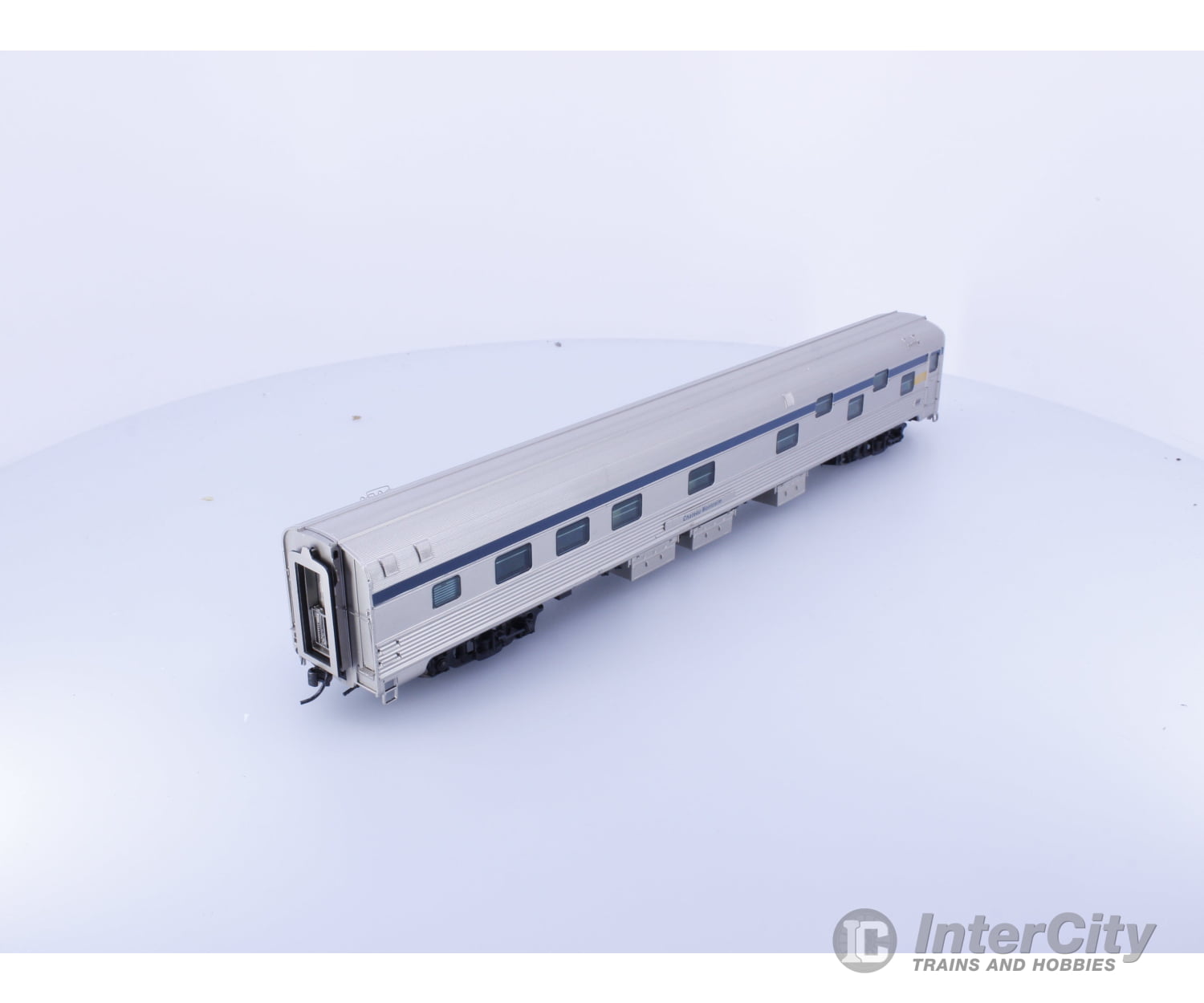 Rapido 118003 HO Chateau Sleeper Chateau Montcalm Via Rail (VIA) Chateau Montcalm Passenger Cars