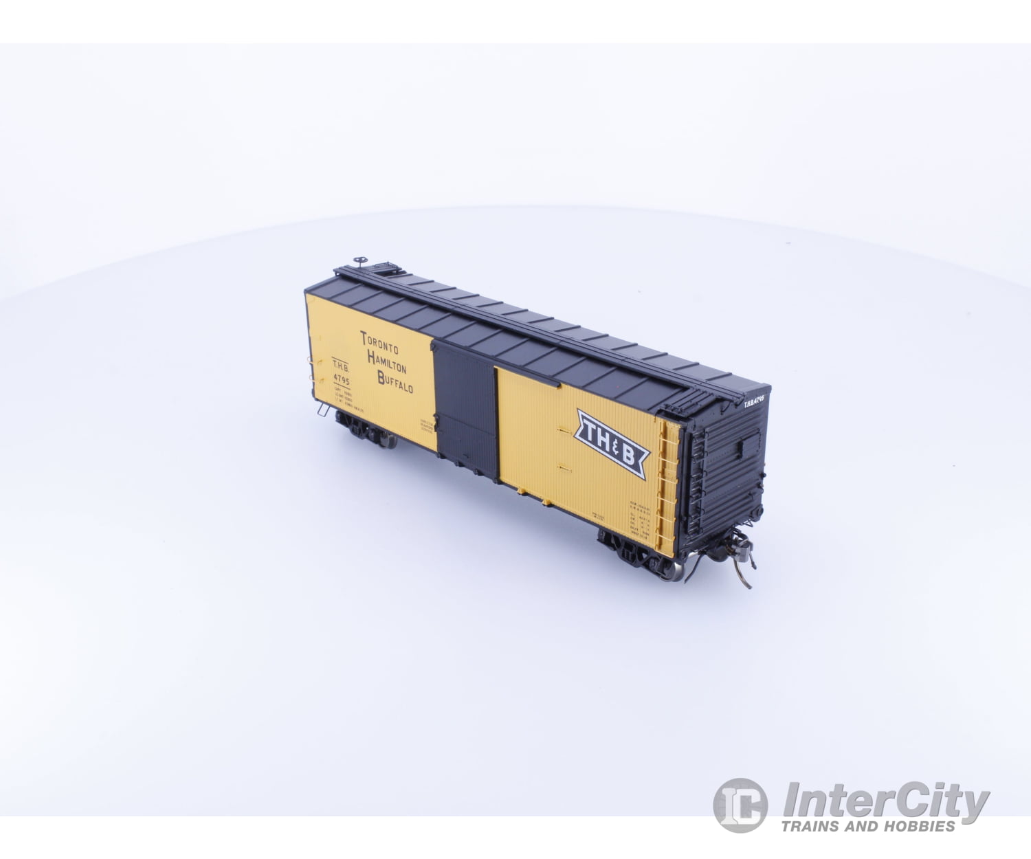 Rapido 130115A HO USRA D-S Boxcar Toronto Hamilton and Buffalo (THB) 4795 Freight Cars