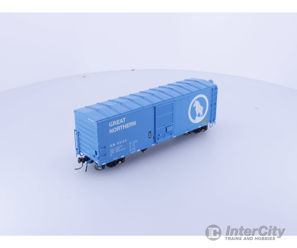 Rapido 155007A HO 40’ Box Car With Late IDNE Big Sky Blue Great Northern (GN) 5033 Freight Cars