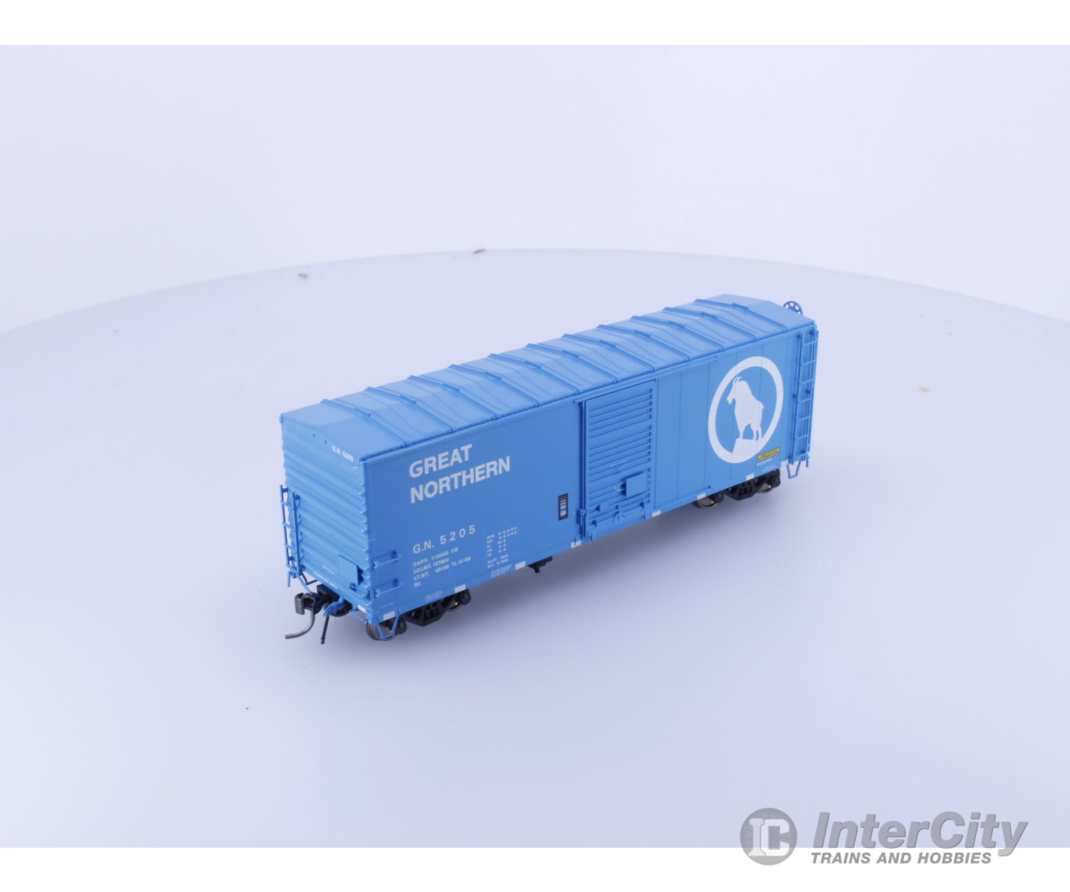 Rapido 155007A HO 40’ Box Car With Late IDNE Big Sky Blue Great Northern (GN) 5205 Freight Cars