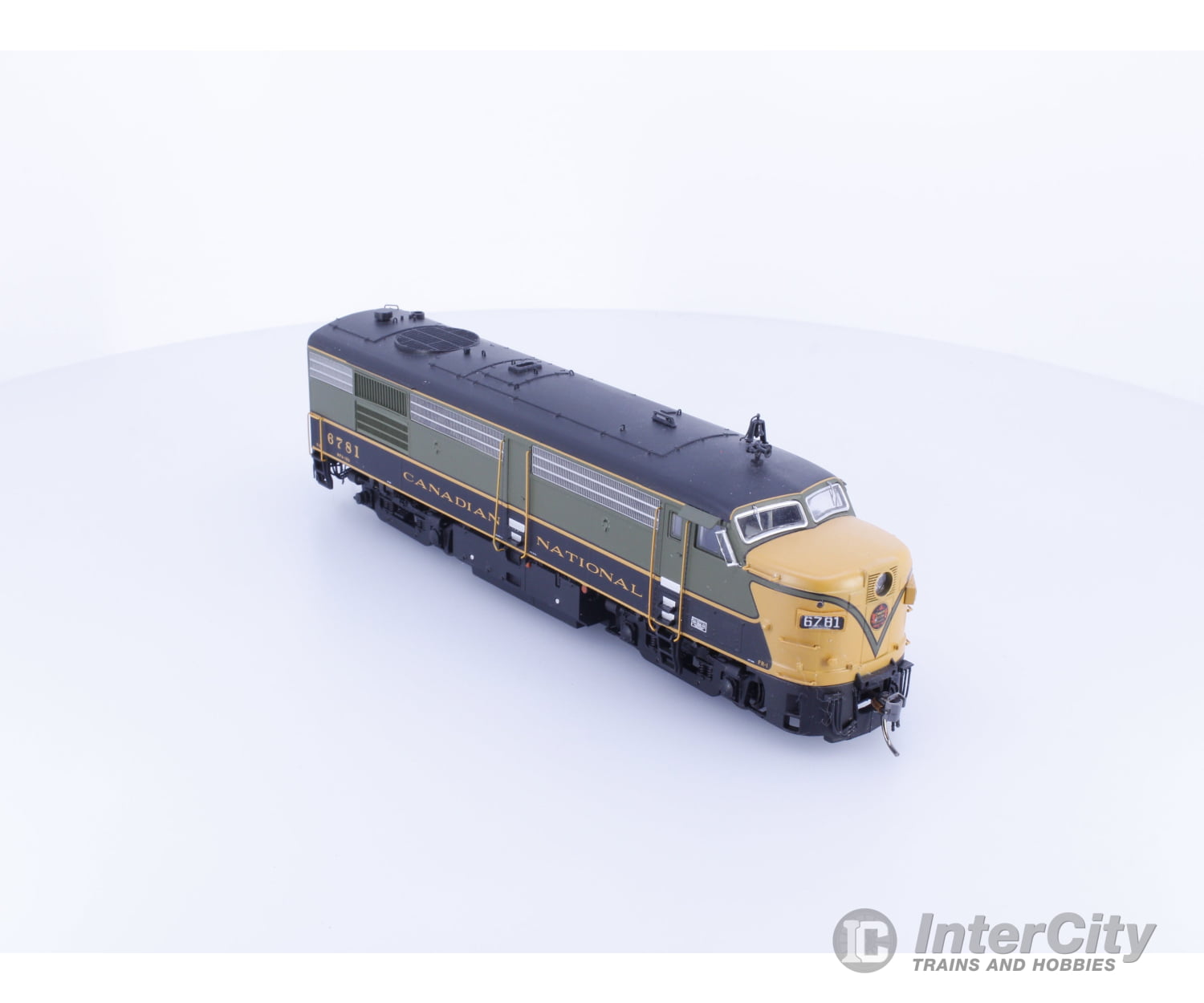 Rapido 20506 HO FPA-4 Diesel Locomotive 1954 Scheme Canadian National (CN) 6781 DCC & Sound Locomotives