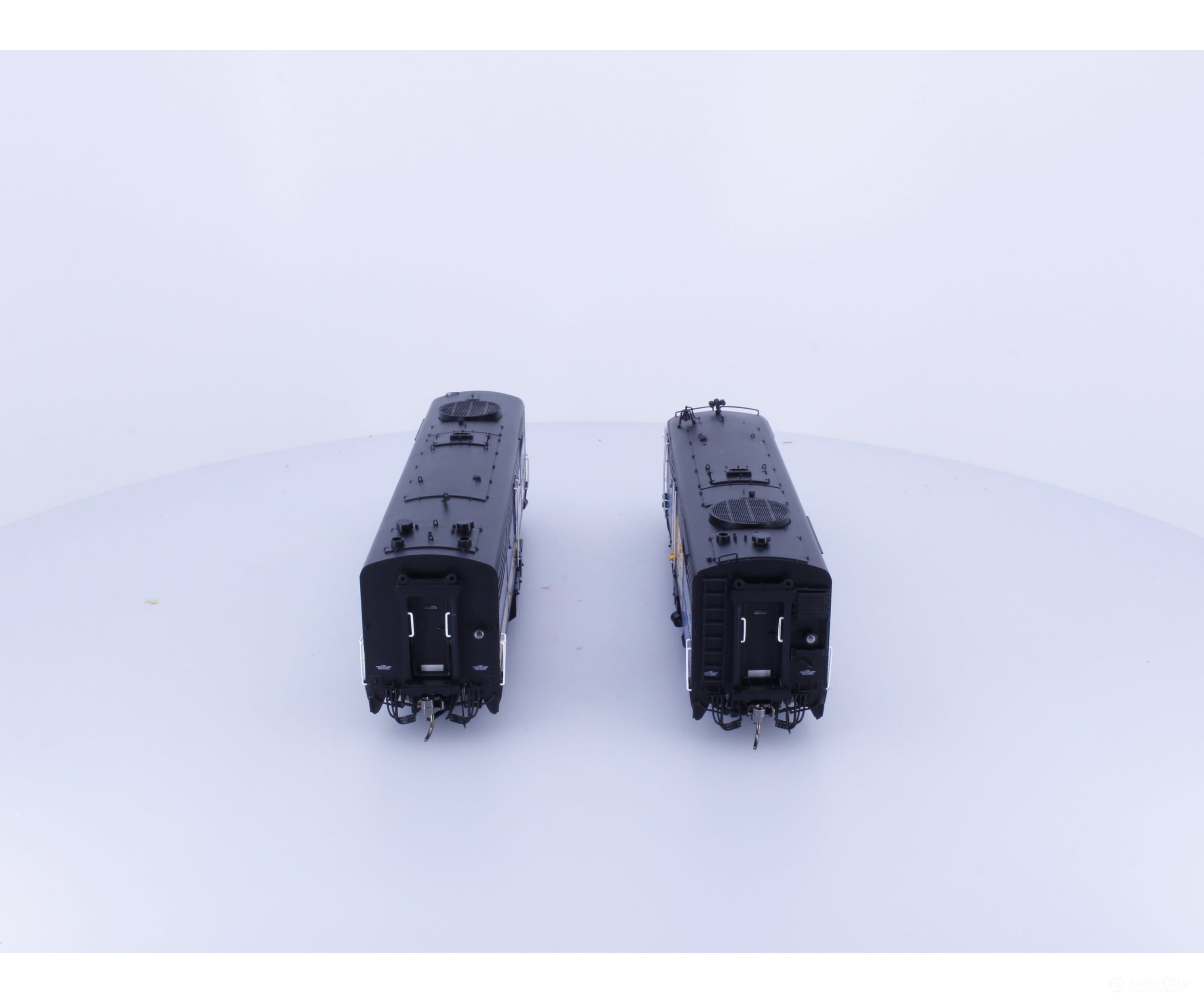 Rapido 21610 HO MLW FPA-2u and FPB-2u Via Rail (VIA) 6759/6859 DCC & Sound Locomotives