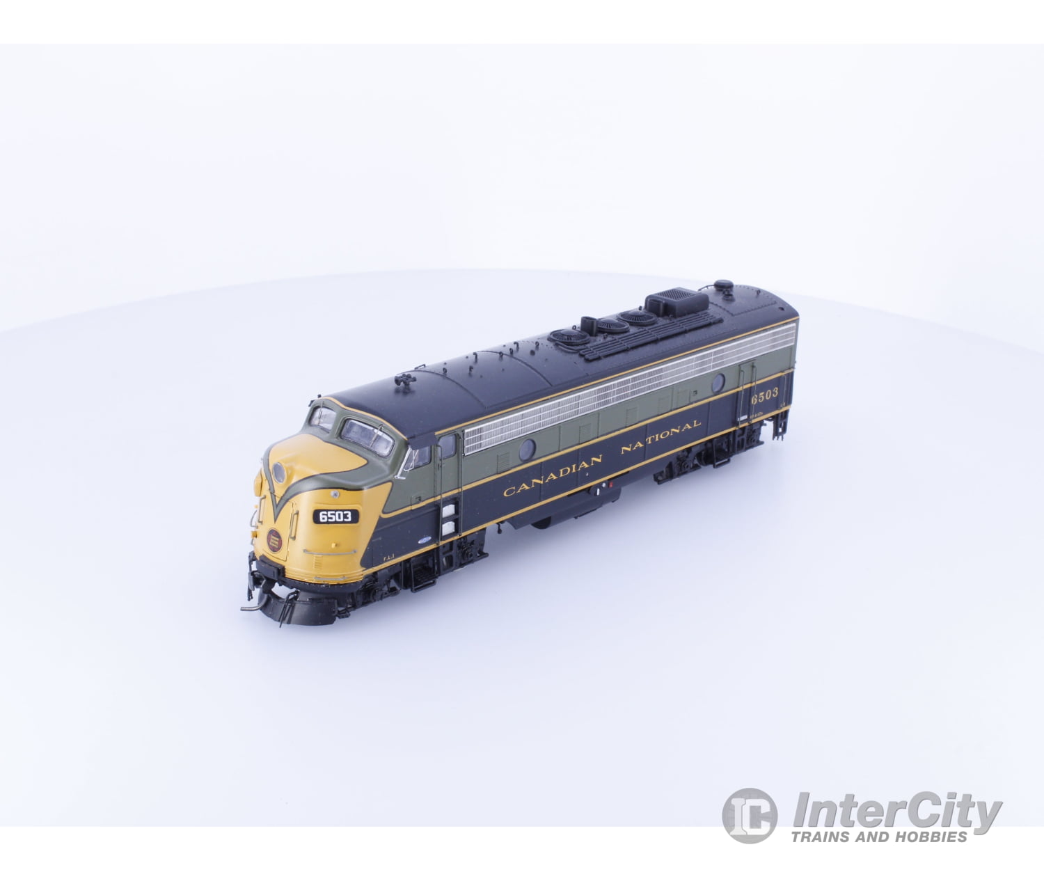 Rapido 220502 HO FP9A Diesel Locomotive 1954 Scheme Canadian National (CN) 6503 DCC & Sound Locomotives