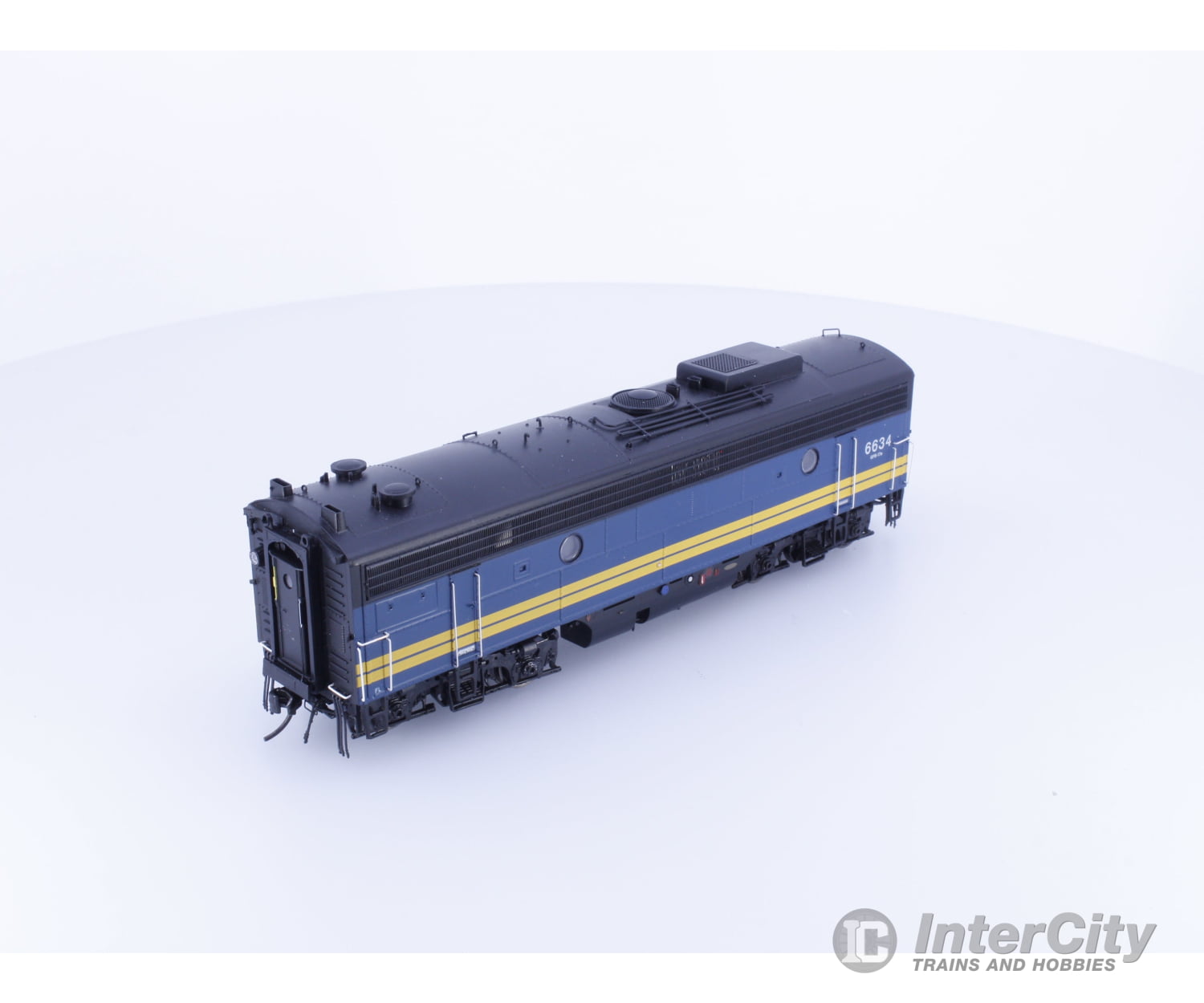 Rapido 221623 HO CN F9B Diesel B Unit Locomotive Via Rail (VIA) 6634 DCC & Sound Locomotives