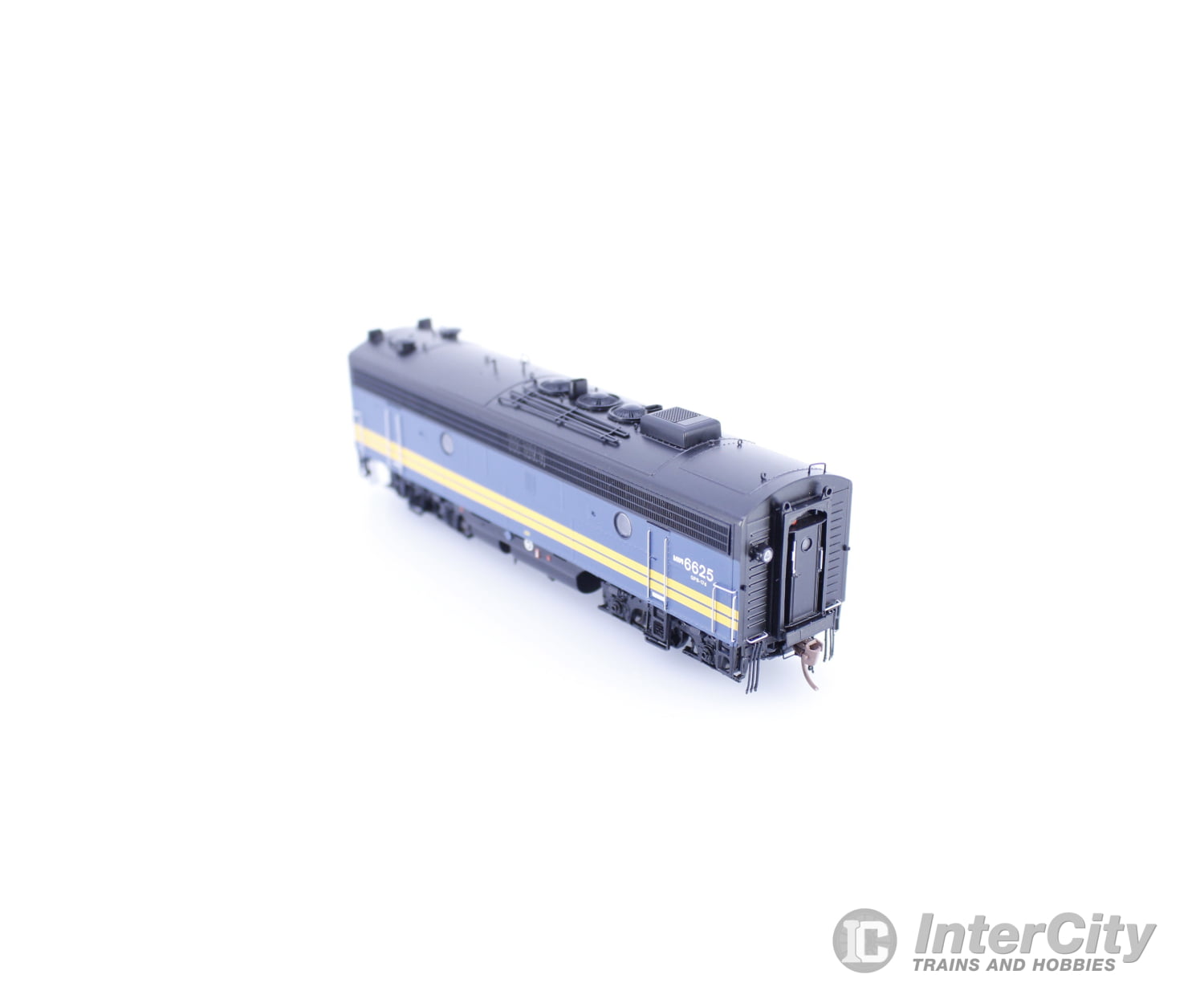Rapido 223528 HO GMDD F9B Diesel B Unit Via Rail (VIA) 6625 DCC & Sound Locomotives