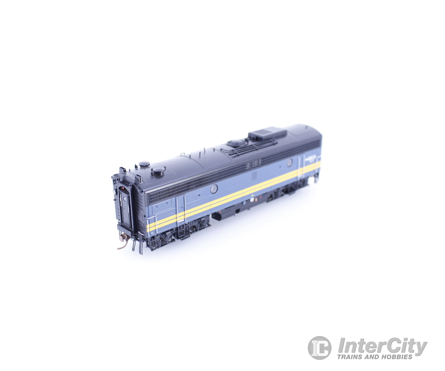 Rapido 223529 HO GMDD F9B Diesel B Unit Via Rail (VIA) 6631 DCC & Sound Locomotives