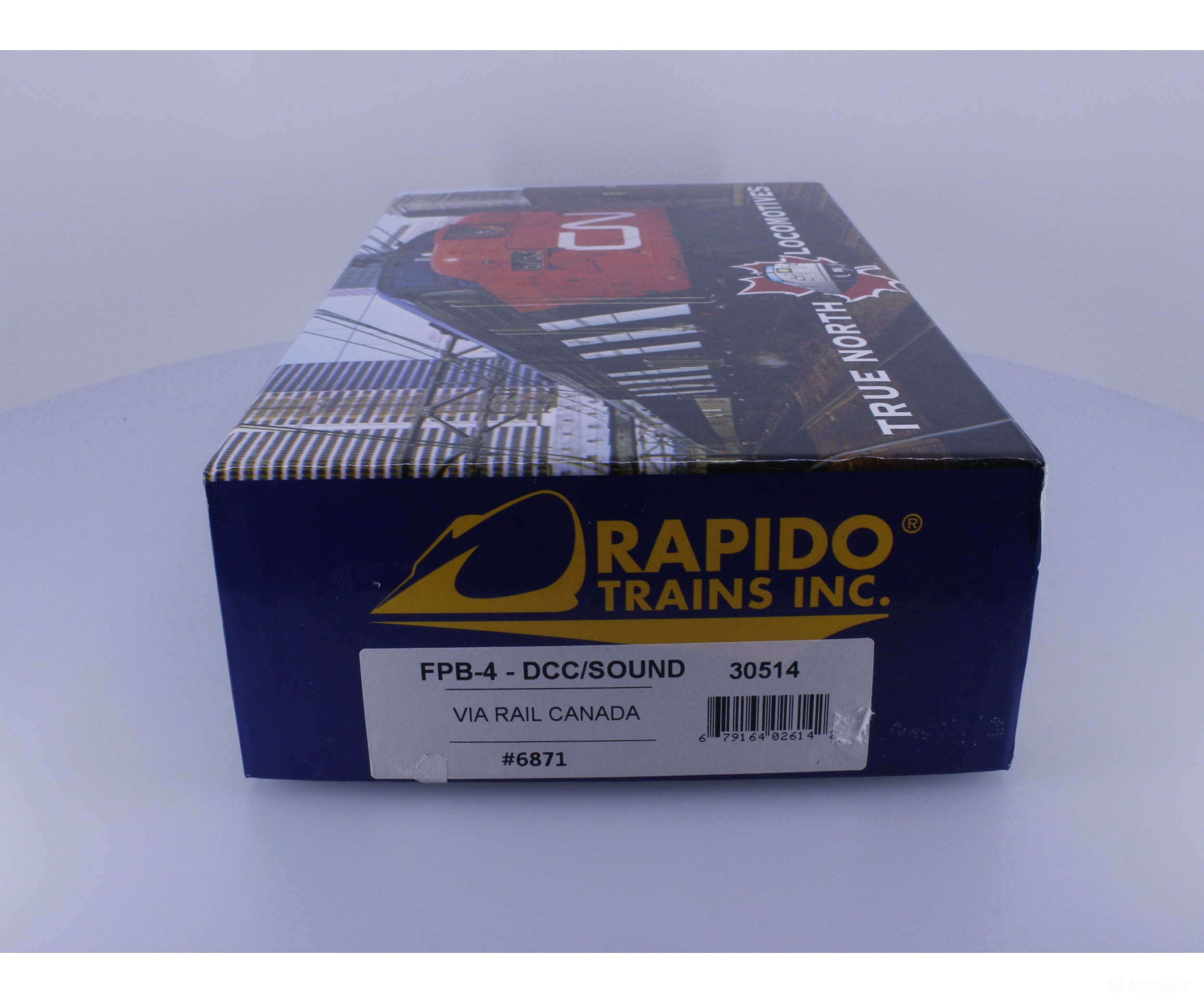 Rapido 30514 HO FPB-4 Diesel B Unit #2 Via Rail (VIA) 6871 DCC & Sound Locomotives