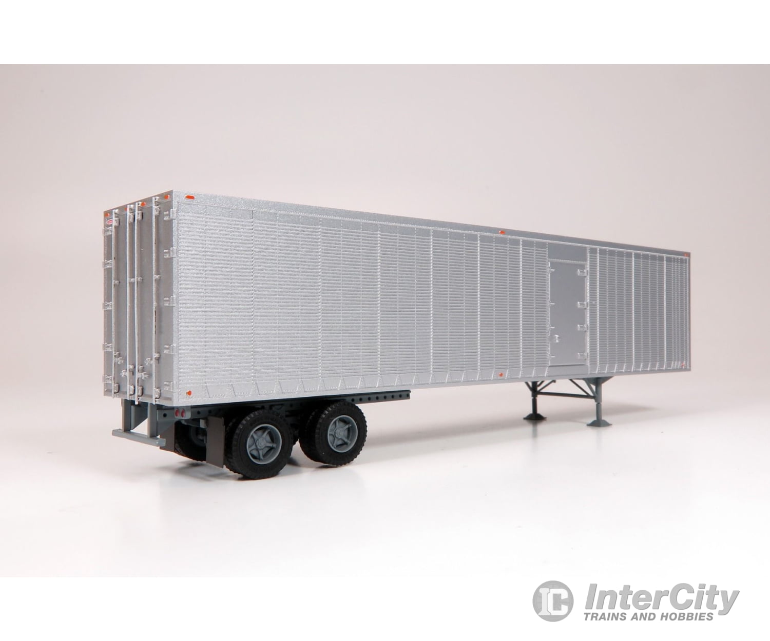 Rapido 403123 Ho 45’ Trailmobile Dry Van Trailer: Silver Unlettered Freight Loads & Containers