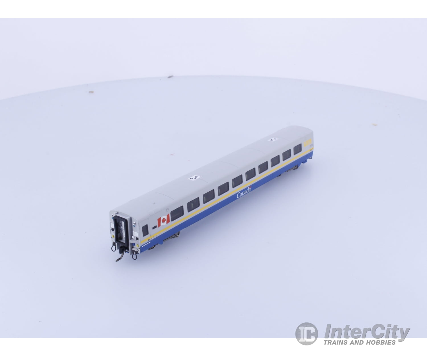 Rapido 508003 N LRC Coach Canada Scheme Via Rail (VIA) Passenger Cars