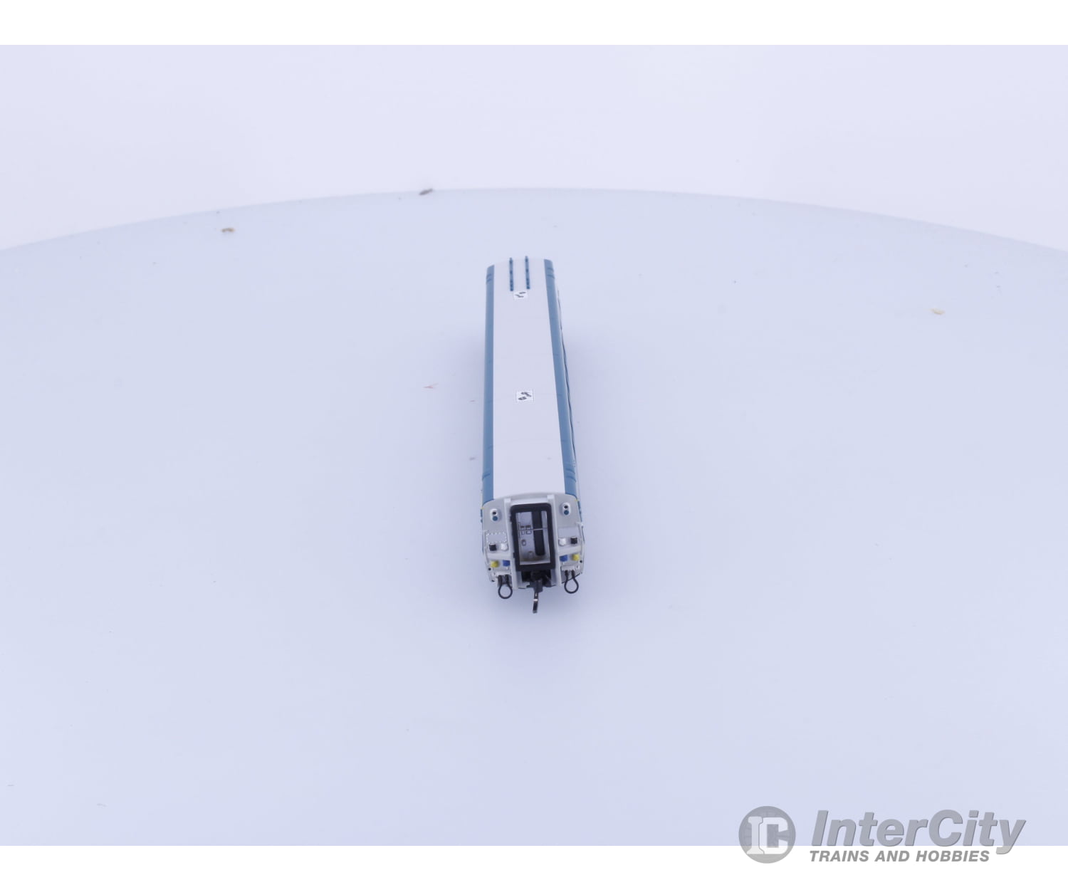 Rapido 508006 N LRC Club Car Green Scheme Via Rail (VIA) Passenger Cars