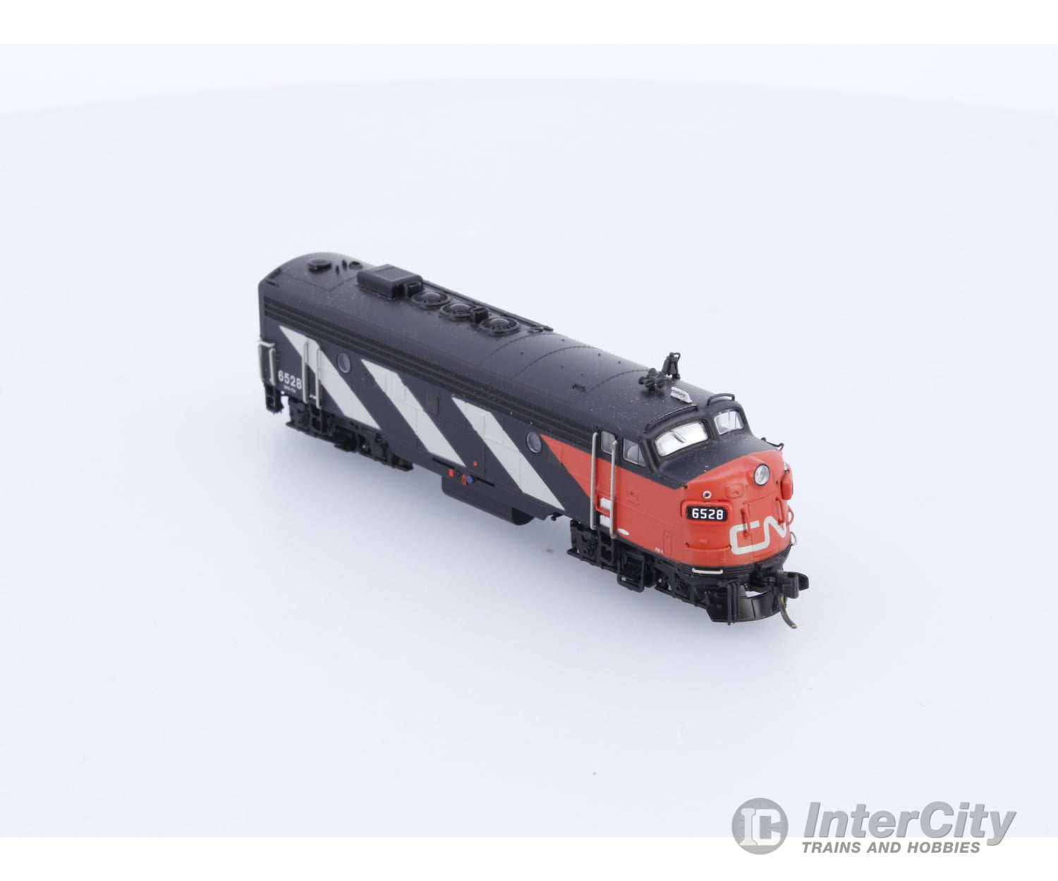 Rapido 530506 N FP9A Canadian National (CN) 6528 DCC & Sound Locomotives