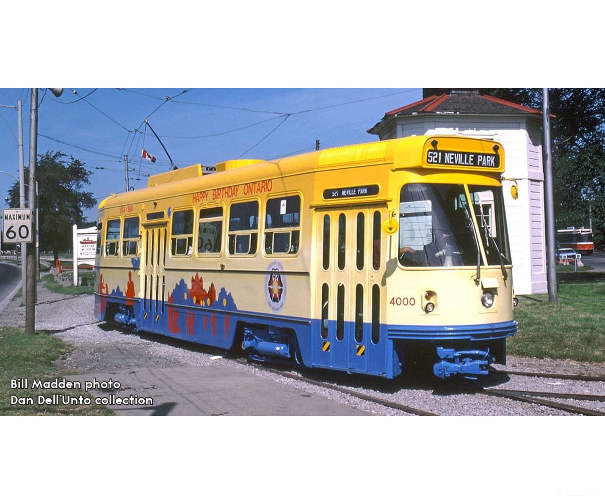 Rapido 702015 HO CLRV (DC/Silent): TTC - ’Happy Birthday Ontario’: #4000