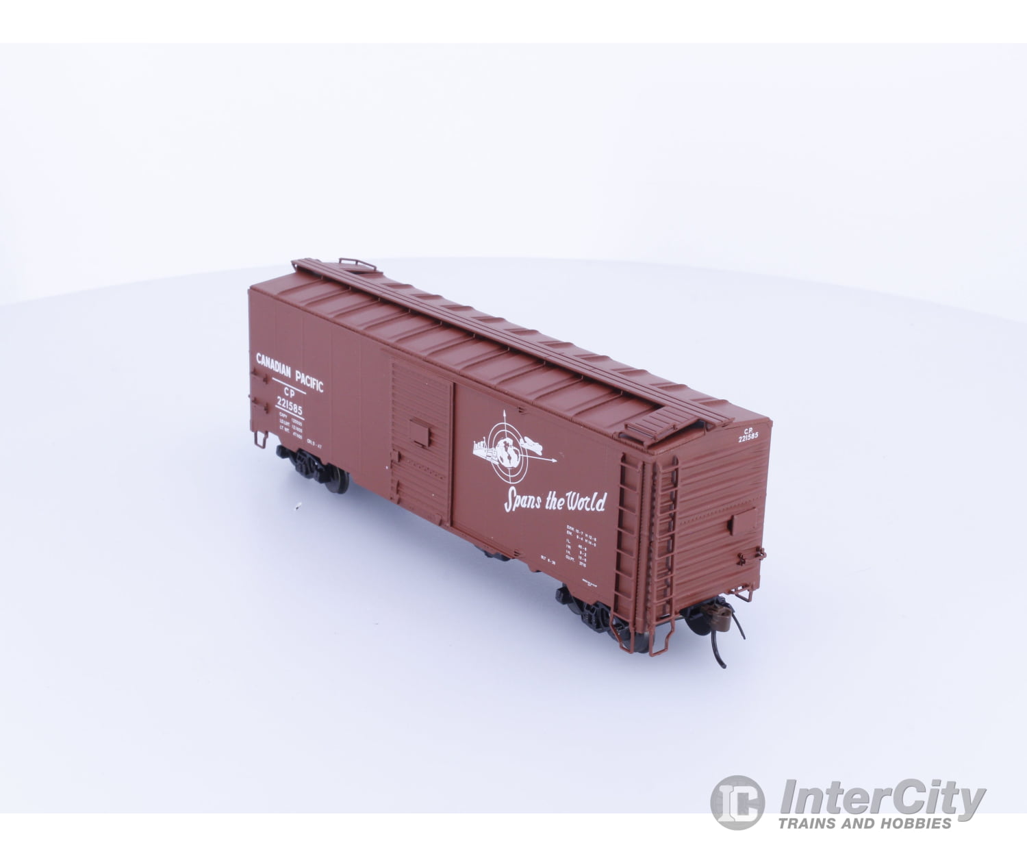 Red Caboose RR-38009-18 HO 40’ 1937 AAR Single Door Boxcar Canadian Pacific (CP) 221585 Freight Cars