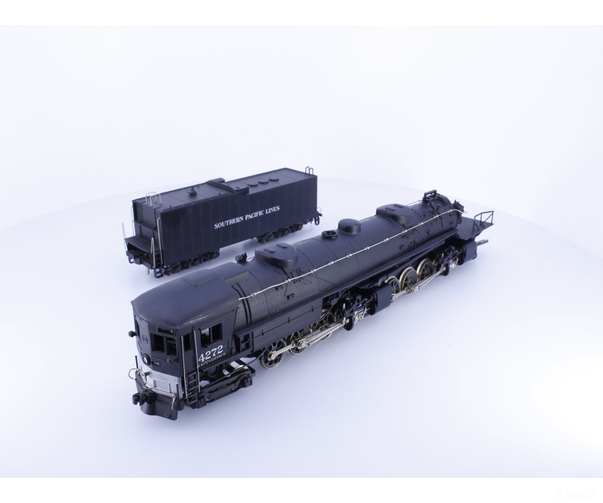Rivarossi 1248 HO 4-8-8-2 AC11 Cab Forward Steam Locomotive Southern Pacific (SP) 4272 Analog DC - Locomotives