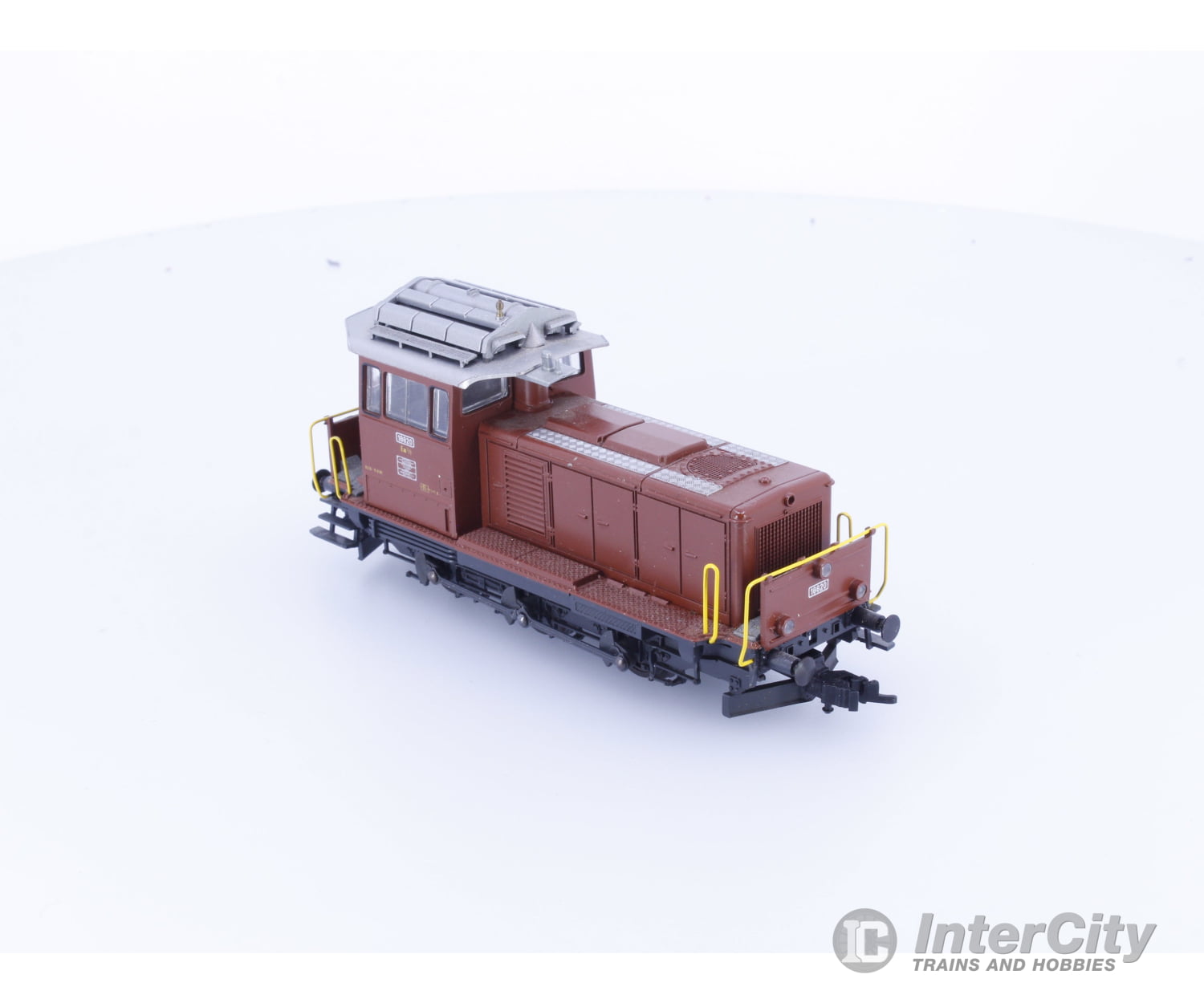 Rivarossi 1660 HO SBB-CFF-FFS Em 3/3 Diesel Locomotive 18820 DCC European Locomotives