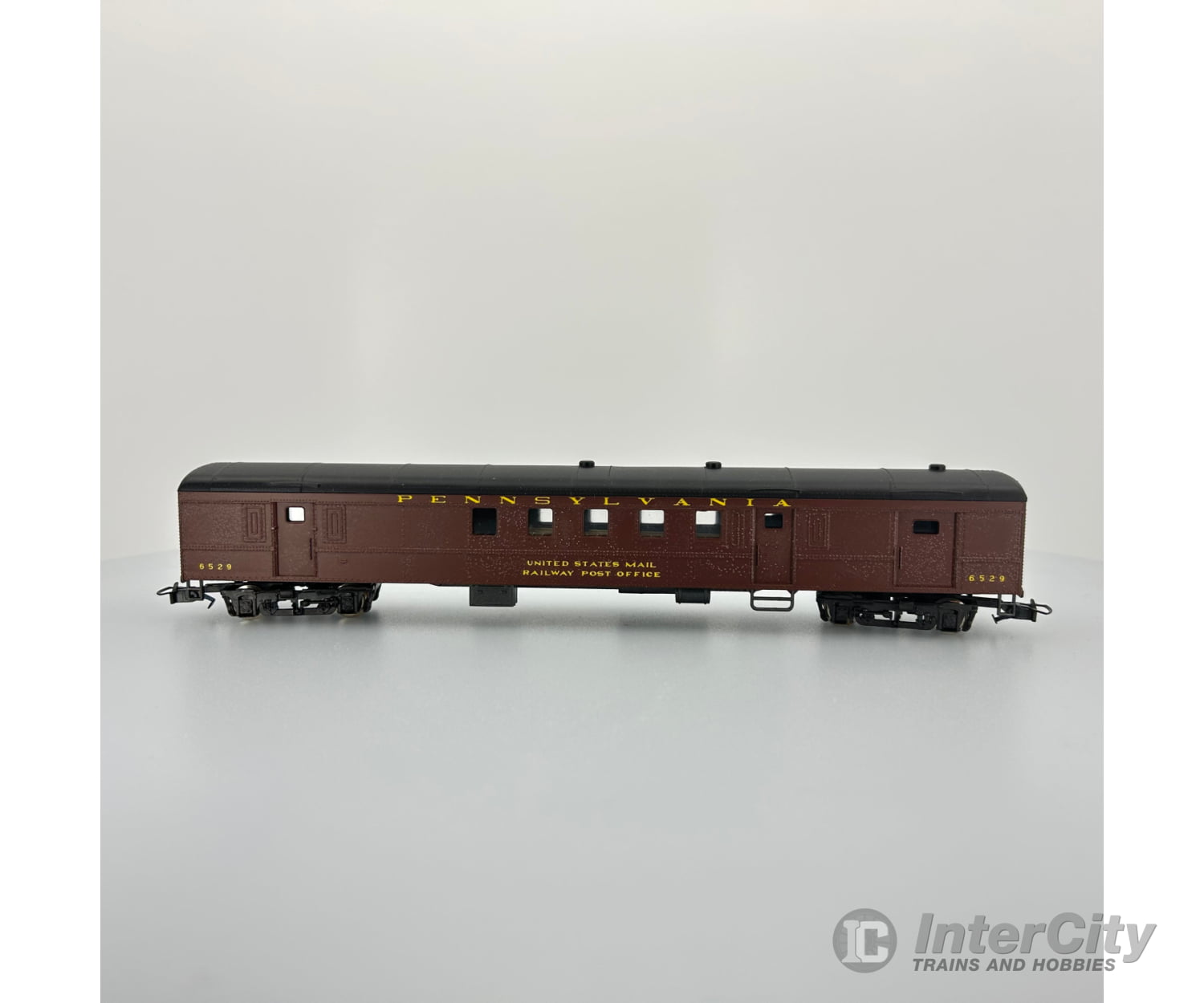 Rivarossi 2742 Streamlined Post Office Car #6529 Of The Pennsylvania Railroad Passenger Cars