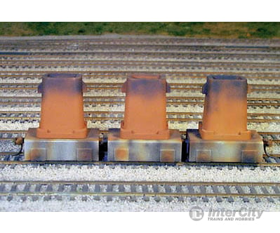 Rix Products 601 Ingot Buggies W/Molds 3-Pack - Kit -- Undecorated Freight Cars