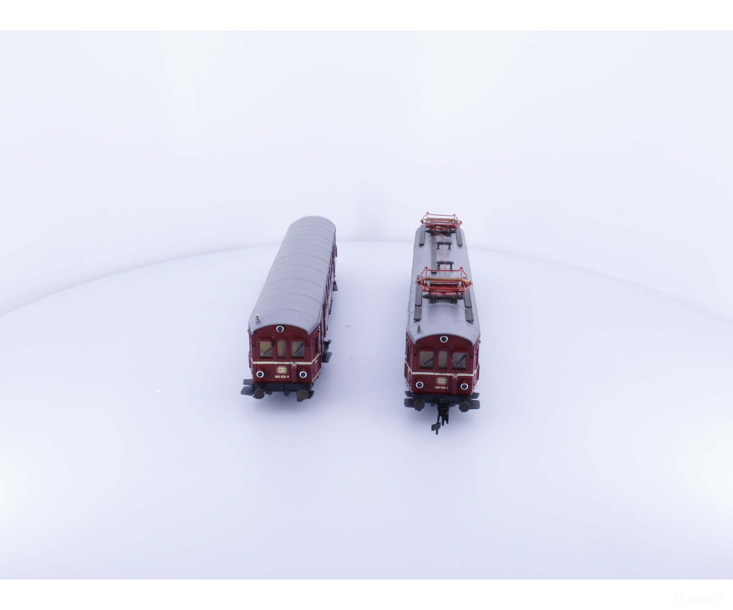 Roco 04148A HO DB BR 485/885 Elektro-Triebzug Electric Locomotive 485019-4 Analog DC European Locomotives