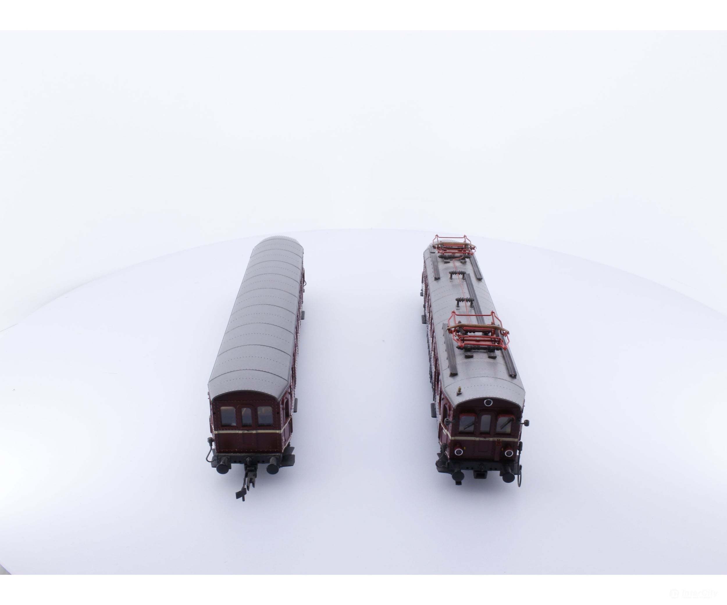 Roco 04148A HO DB BR485/885 485022-8 Analog DC European Locomotives