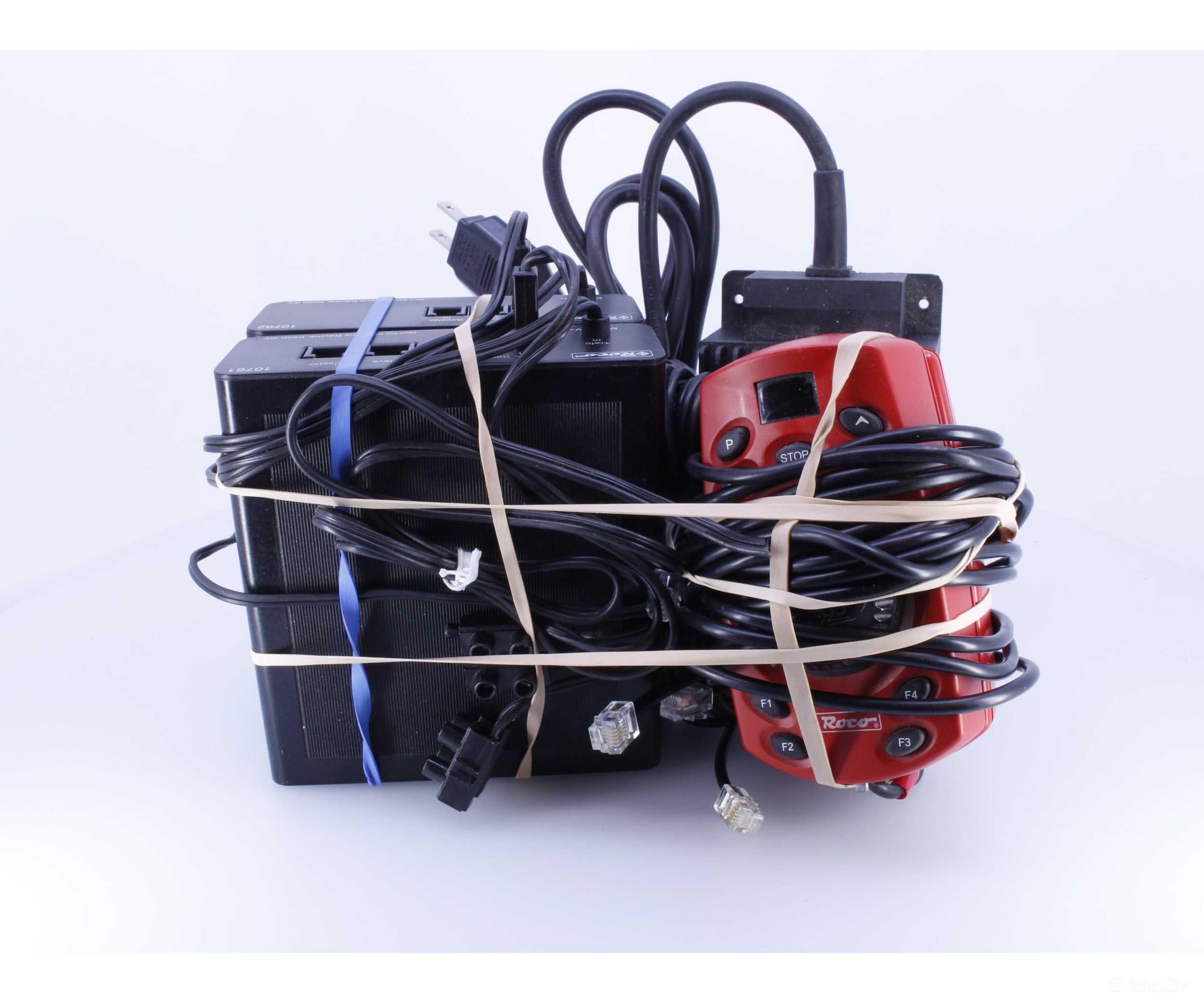Roco 10761/62 HO Complete DCC Control System with 2 Handheld Maus Command Stations & Expansion