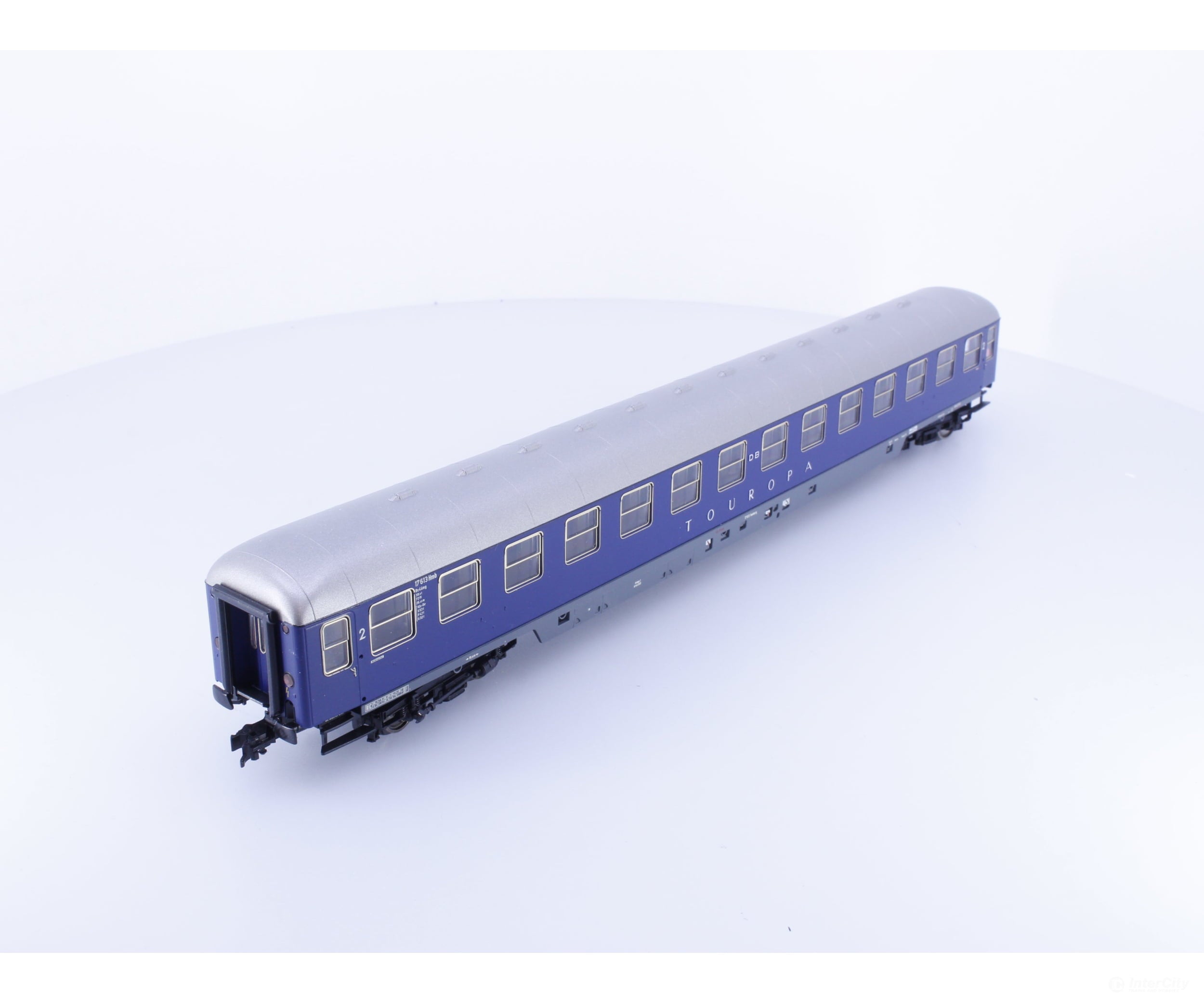 Roco 17613 HO DB 2nd Class Passenger Car Touropa Hamburg 17613 - European Passenger Cars