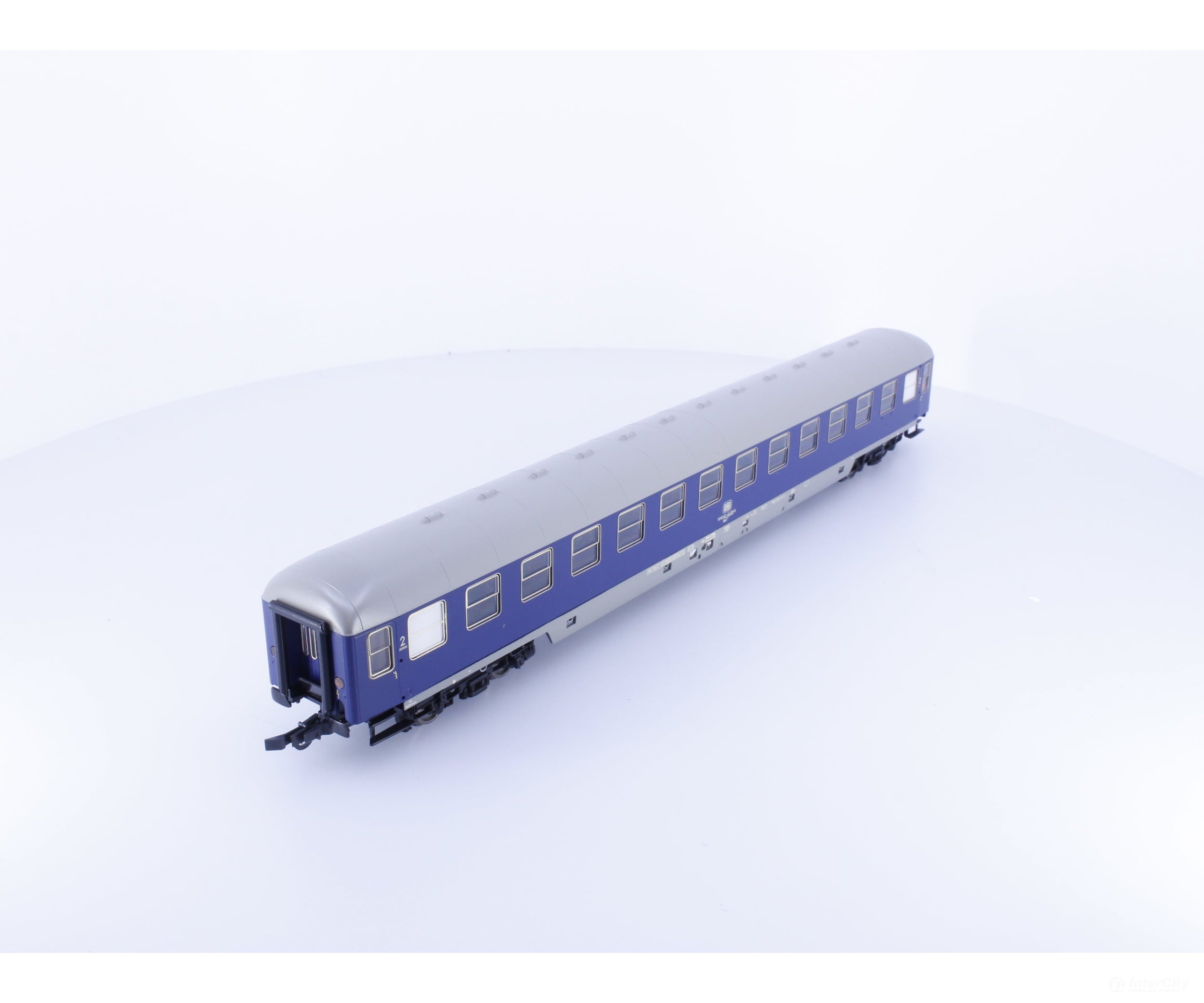 Roco 210-5 HO DB 2nd Class Passenger Car 210-5 - European Passenger Cars