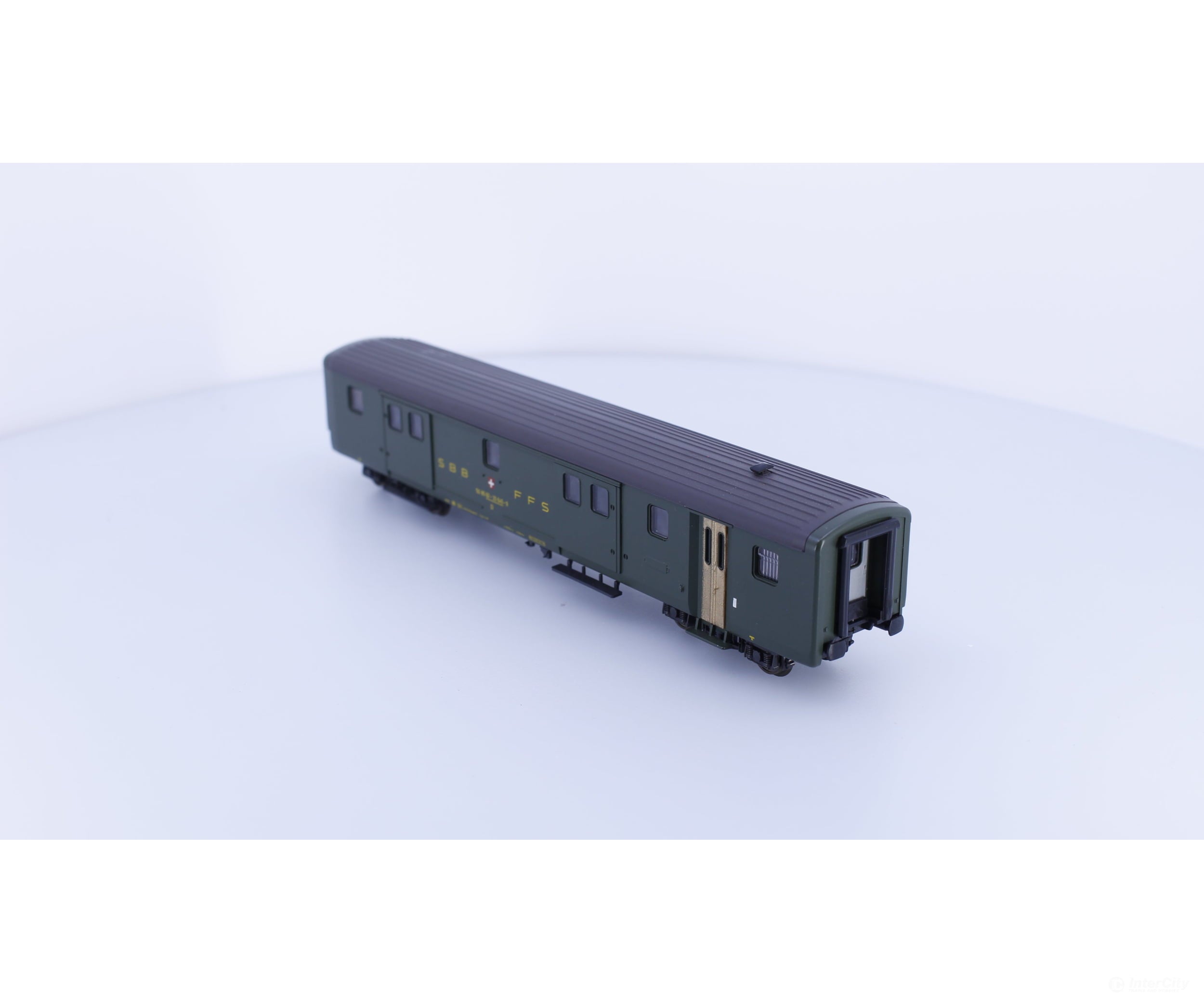 Roco 4240 HO SBB-CFF-FFS Gepackwagen Baggage Car 33645-9 European Passenger Cars