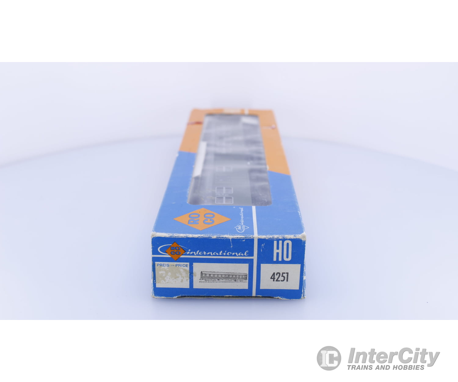 Roco 4251 HO DB 2nd Class 4-Ascher Conversion Passenger Wagon 12116-3 European Passenger Cars