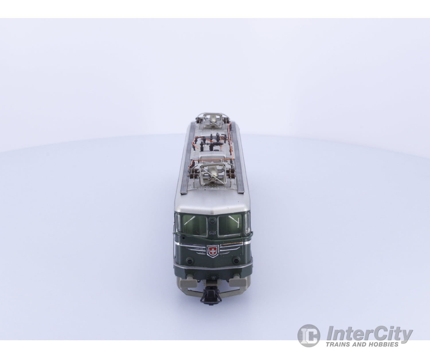 Roco 43696 HO SBB-CFF-FFS Ae 6/6 Electric Locomotive 11425 Analog DC European Locomotives