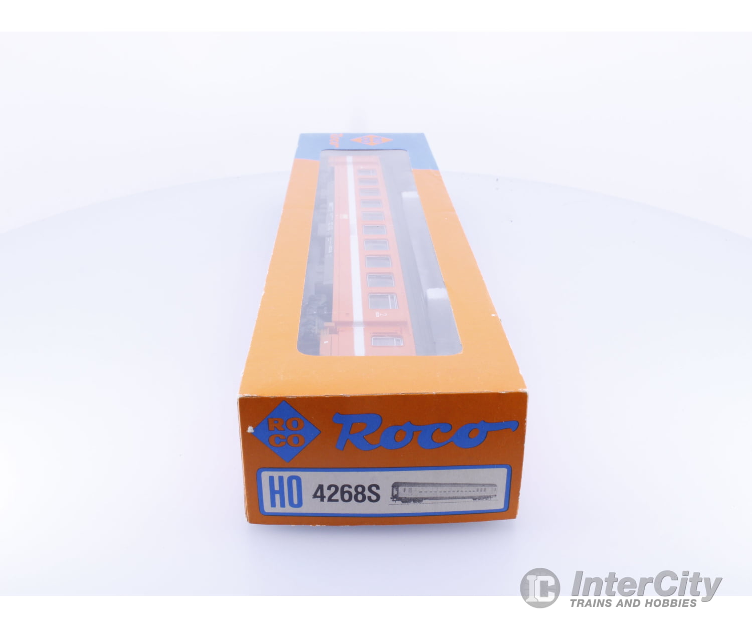 Roco 44405/4268S HO SNCF 2nd Class Passenger Car with Interior Lighting and End Lights 618720 European Passenger Cars