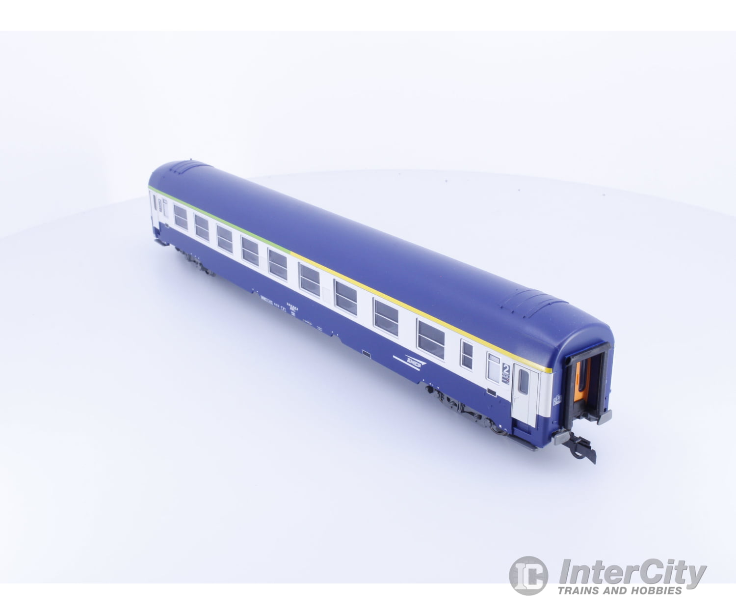 Roco 45307 HO SNCF Personenwagen 1./2.Kl 103-9 European Passenger Cars