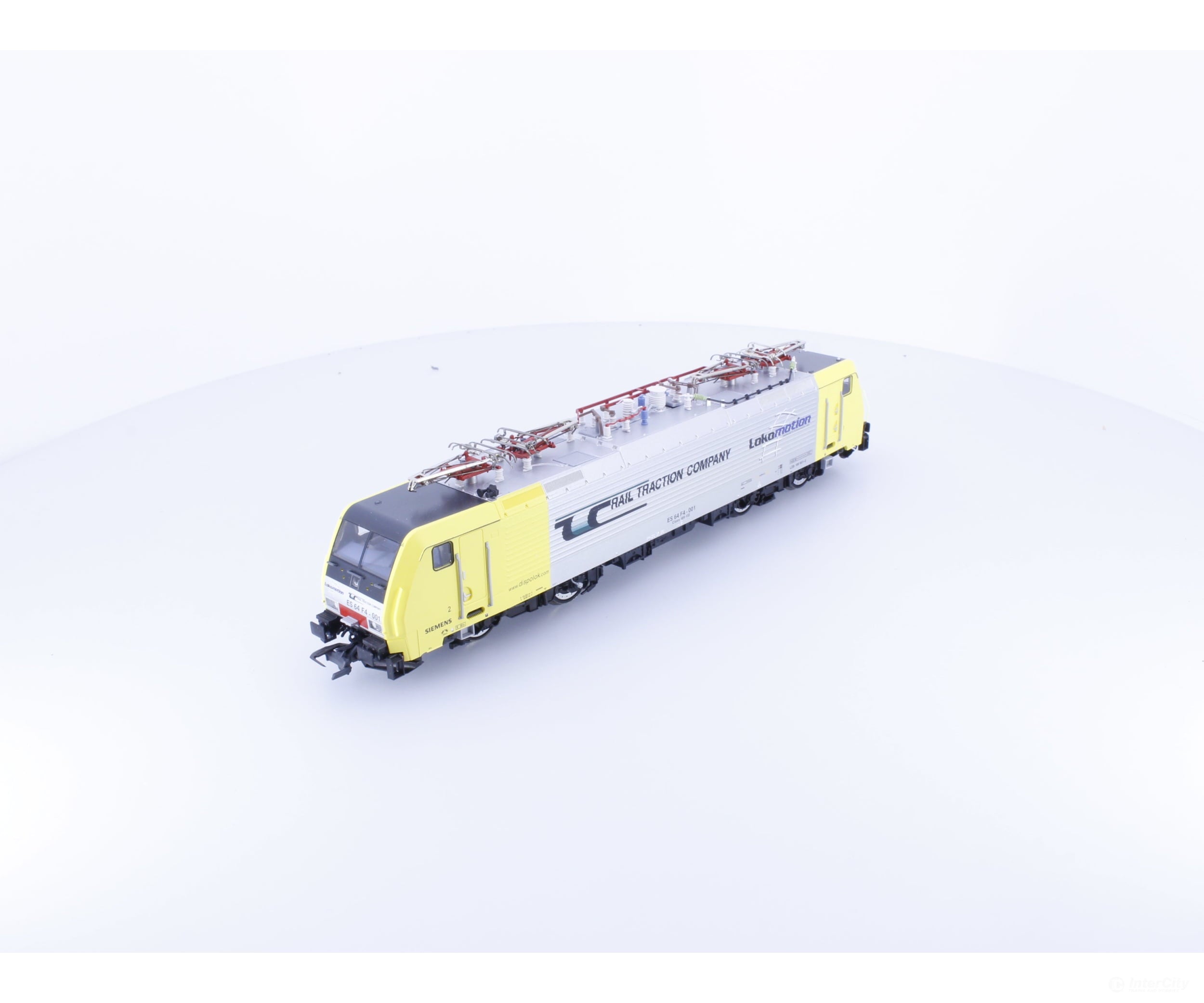 Roco 63665 HO Private ES 64 Rail Traction Company Lokomotion E-Lok F4-001 DCC Ready European Locomotives