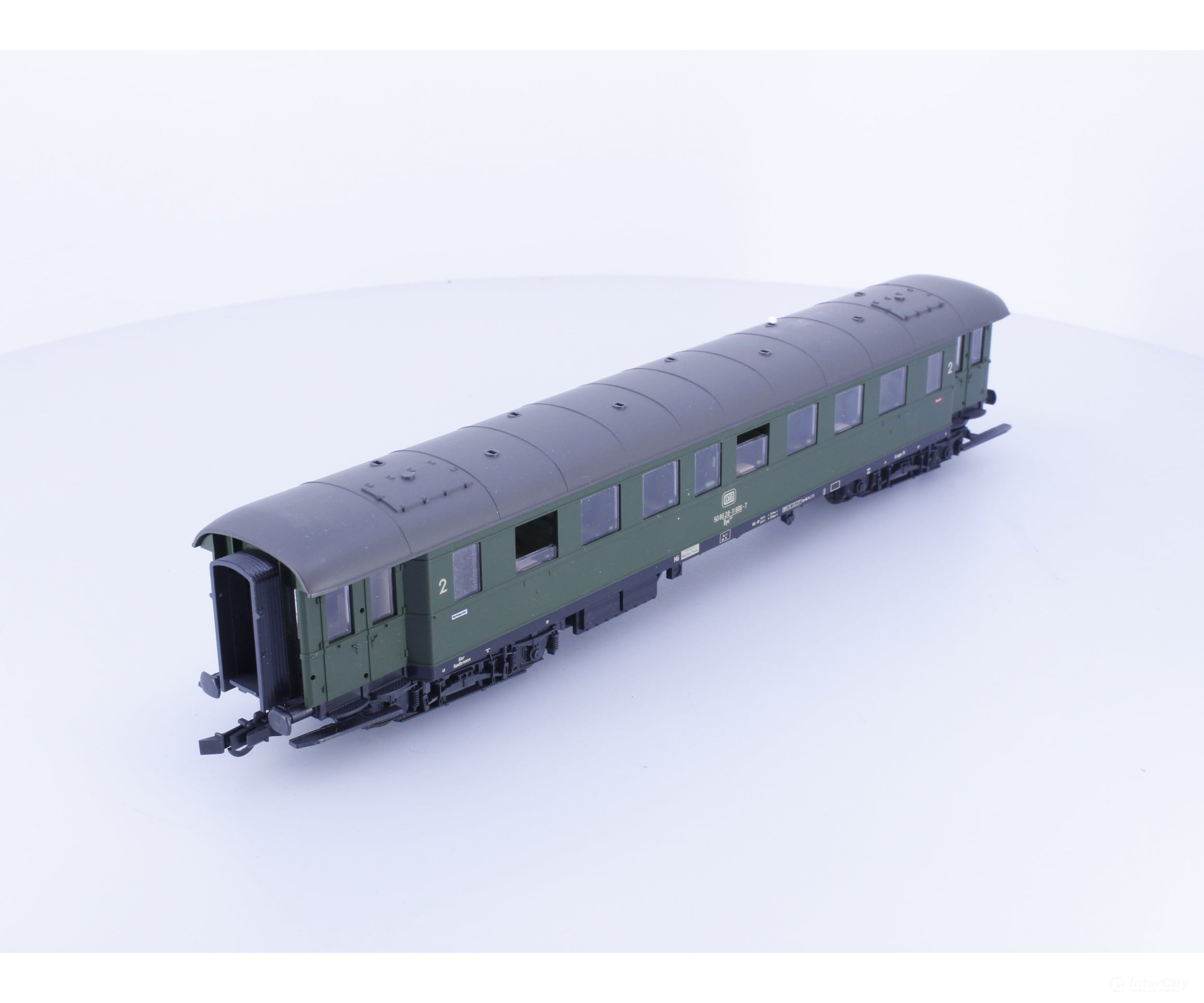 Roco HO 44554 DB 2nd Class Passenger Coach - European Passenger Cars