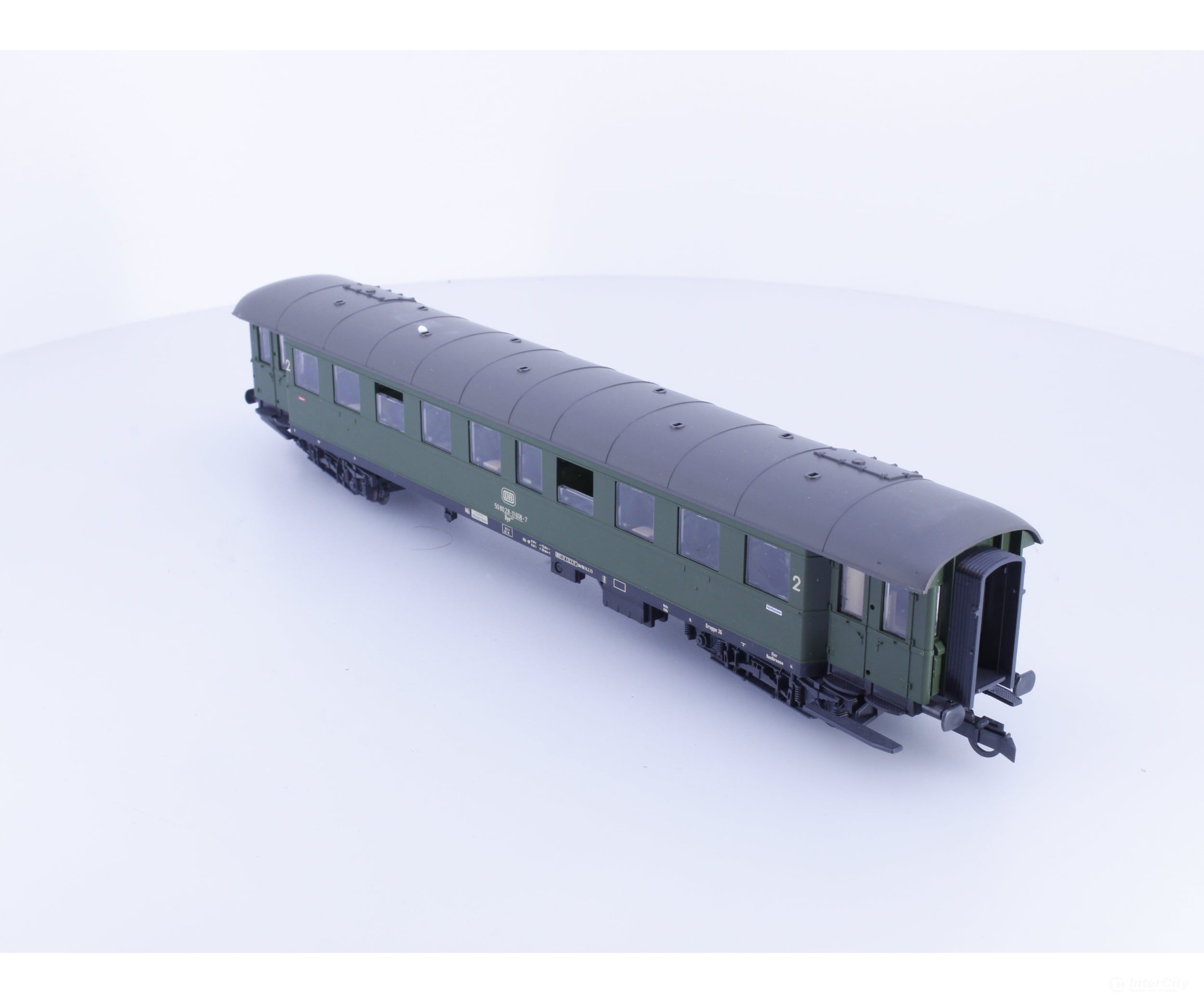 Roco HO 44554 DB 2nd Class Passenger Coach - European Passenger Cars