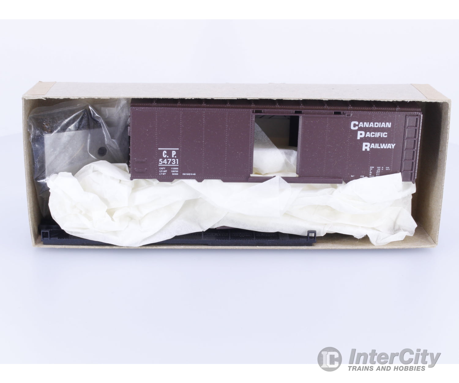 Roundhouse 1056 HO 40’ Boxcar Kit Canadian Pacific (CP) 54731 Freight Cars